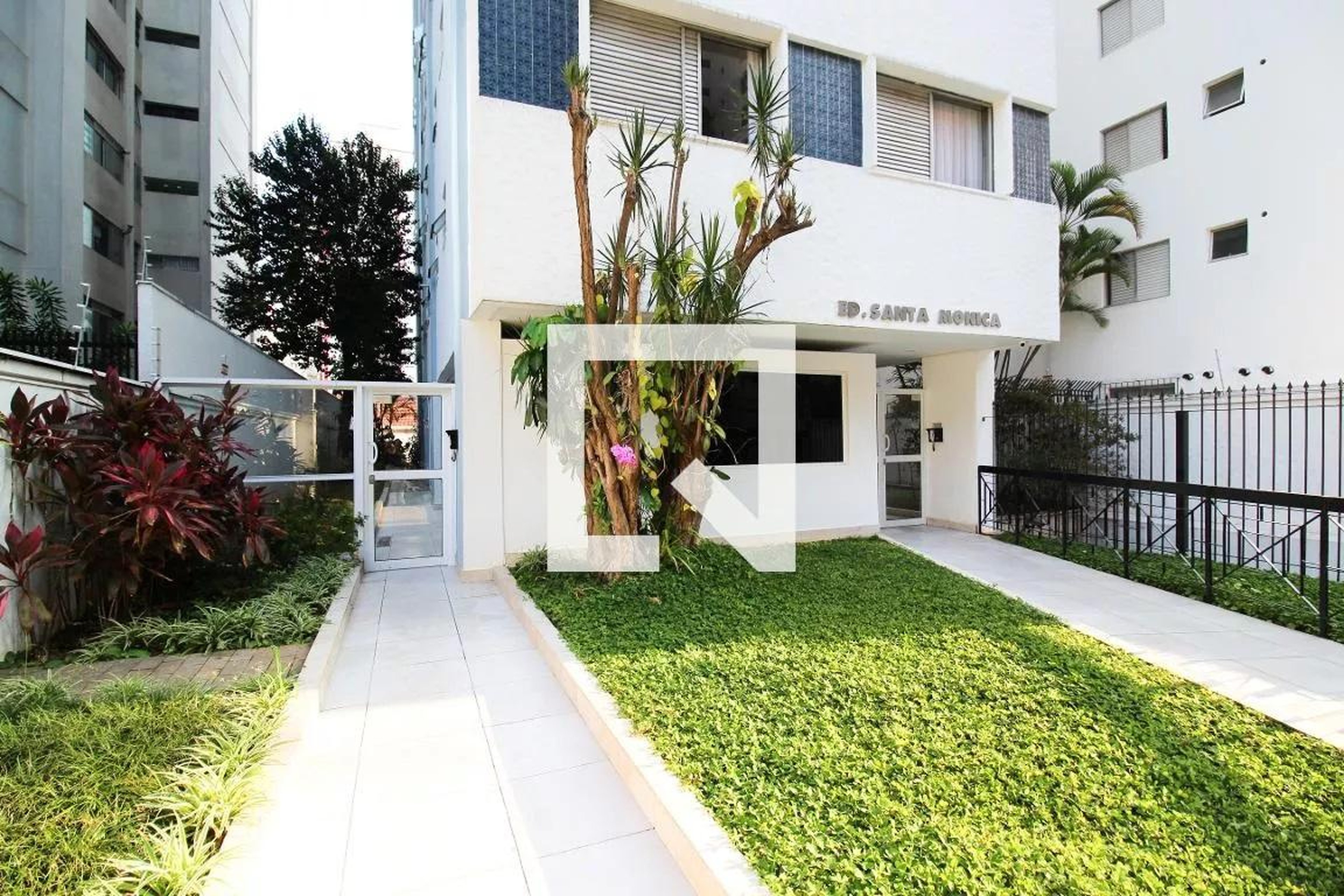 Fachada Condomínio Santa Mônica