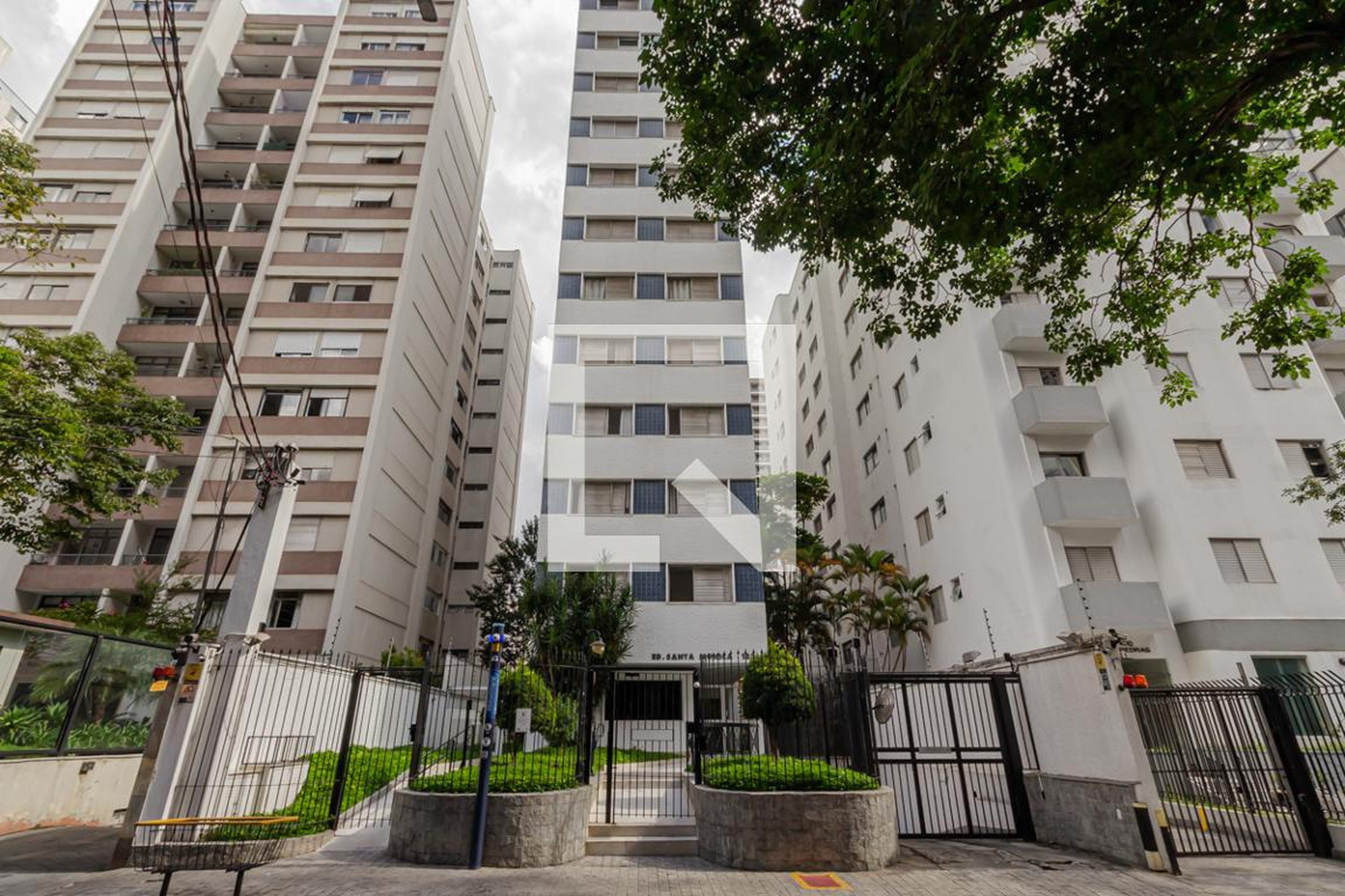 Fachada Condomínio Santa Mônica