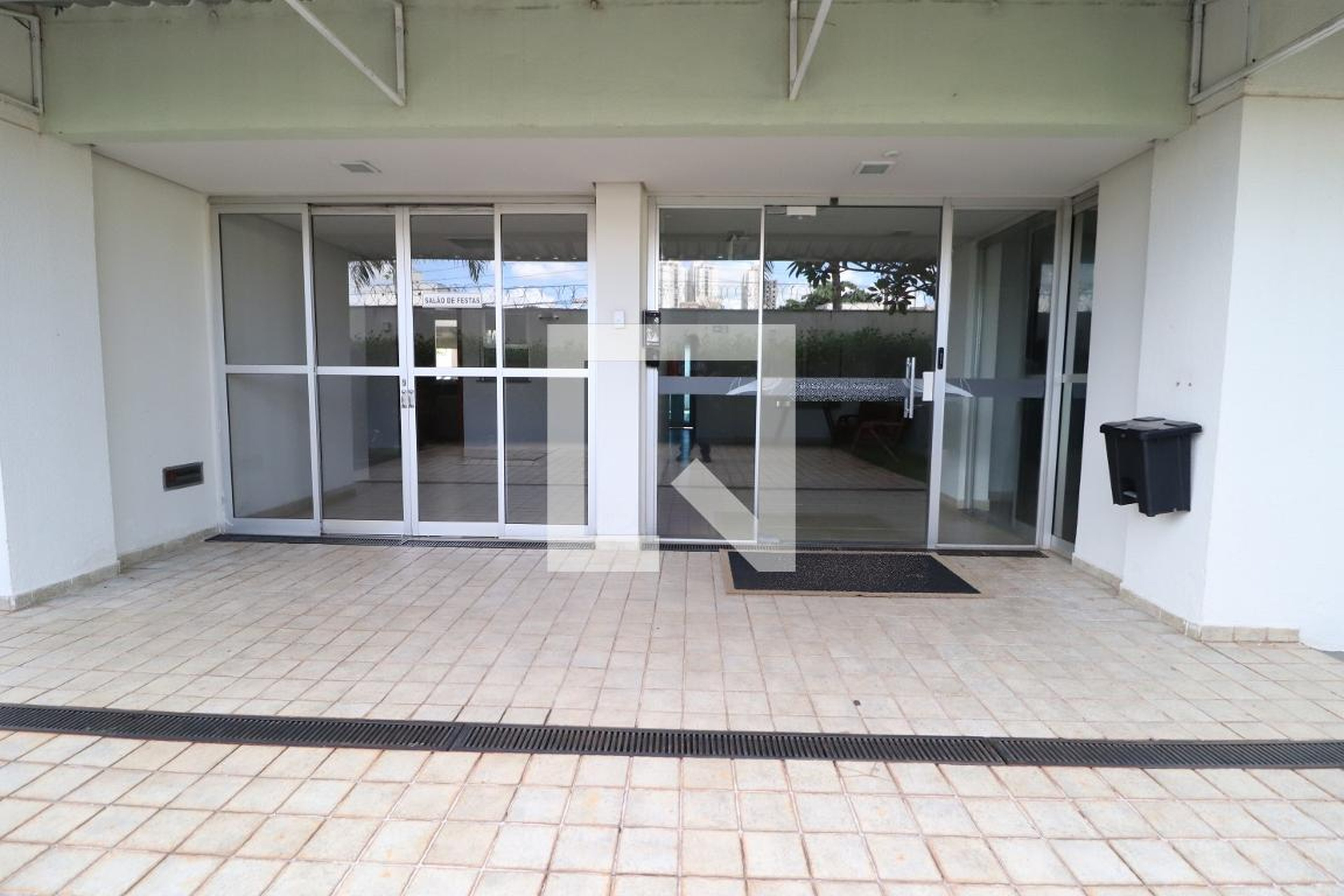 Hall de entrada - RES Antonio Martins Chaves