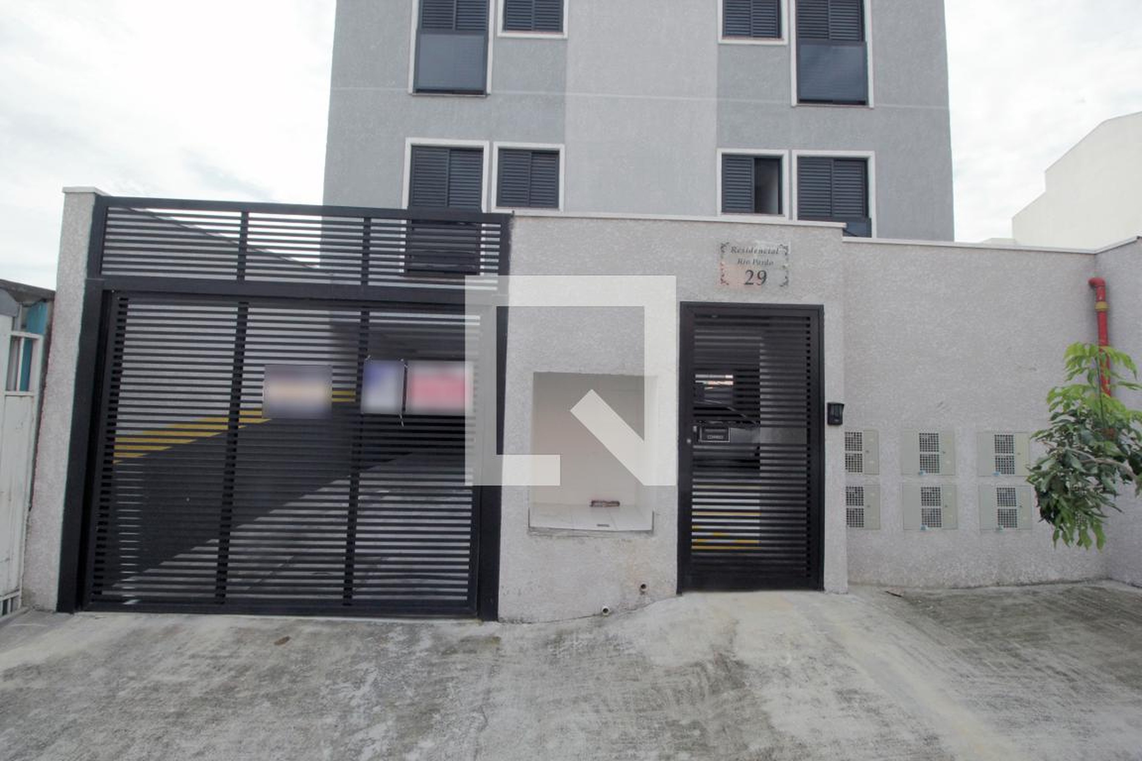 Fachada do Prédio Condomínio em Rua Rio Pardo, 29