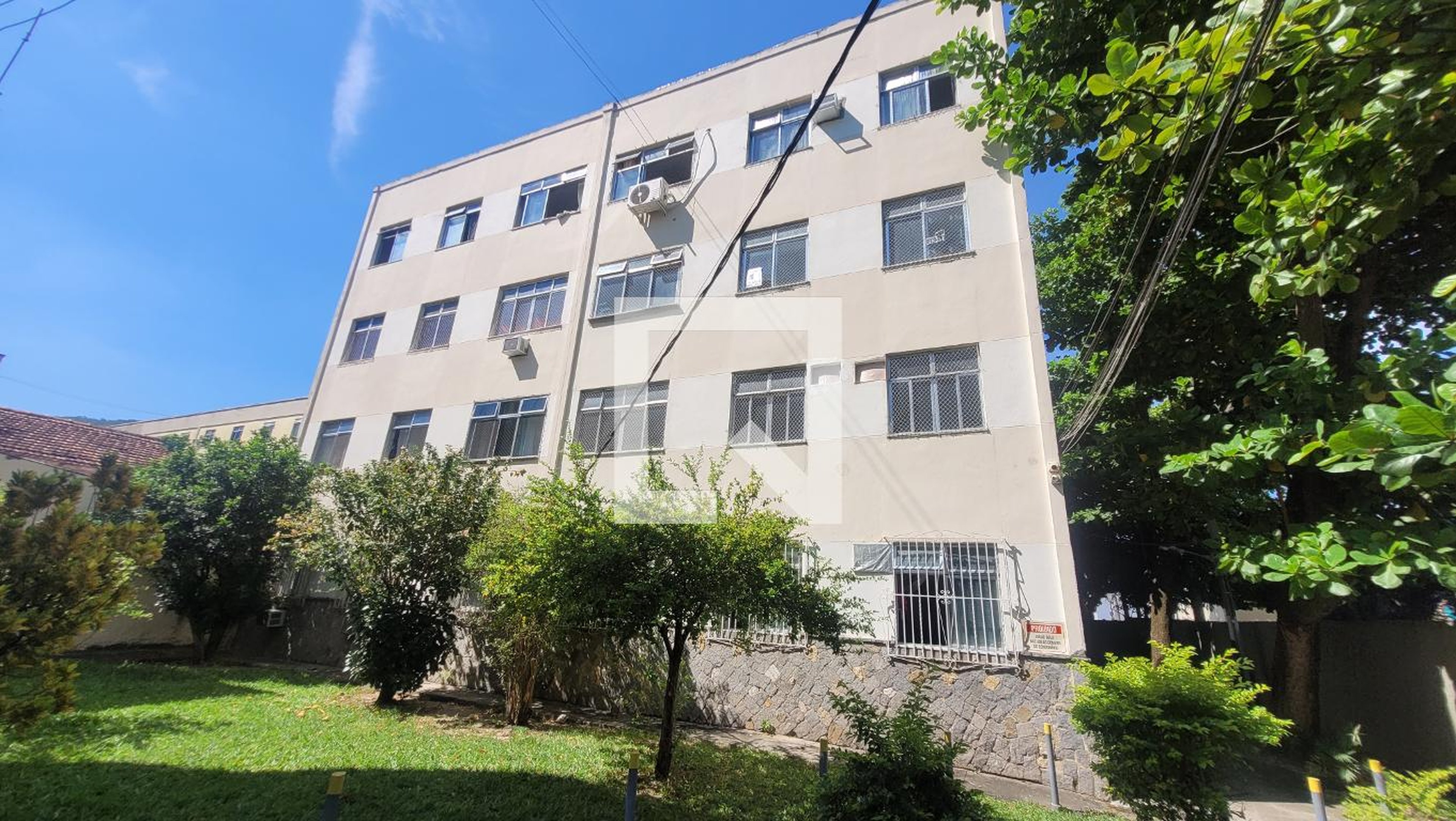 Fachada Condomínio em Rua Barão, 717