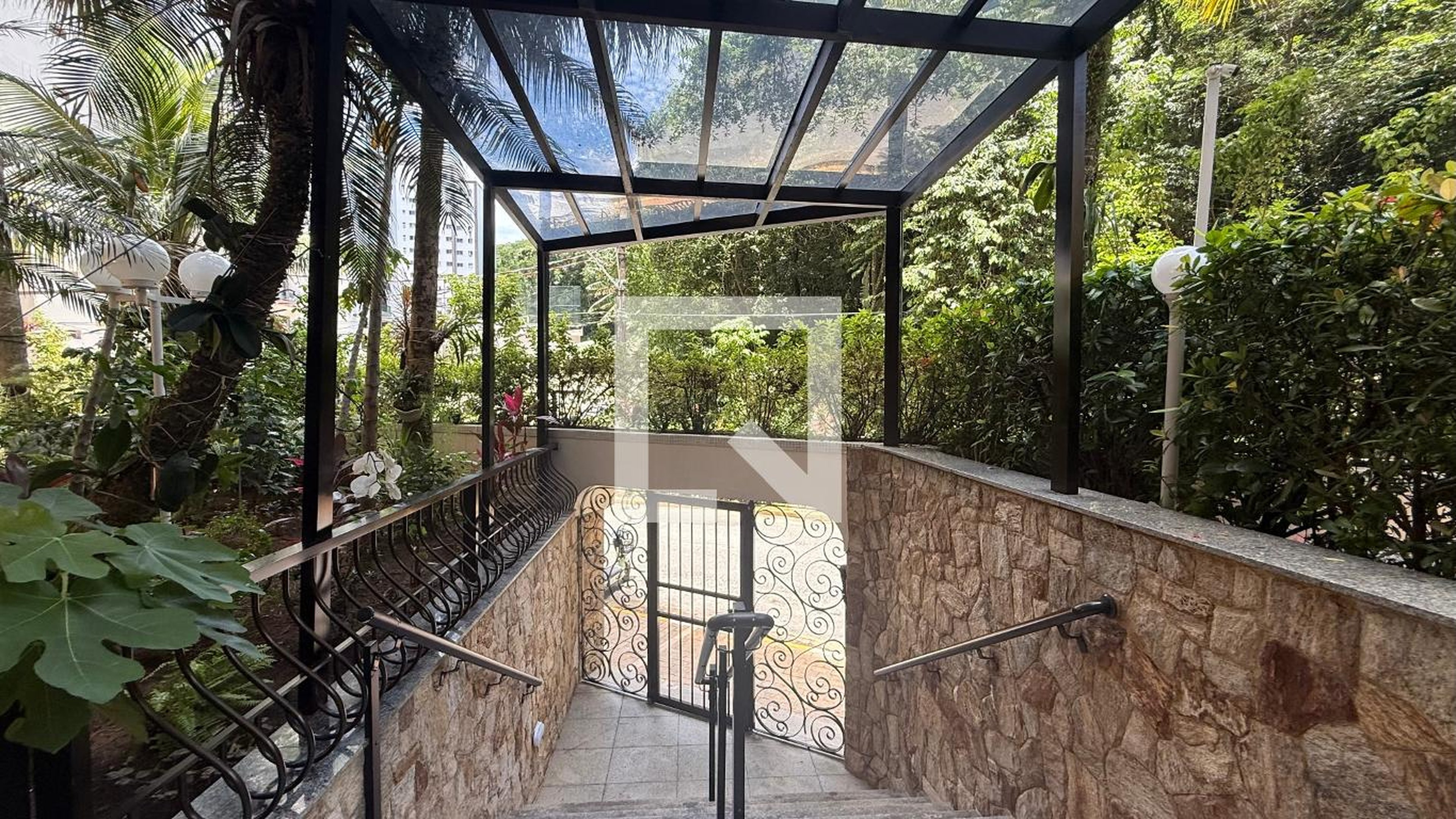 Fachada Edifício Maison Montparnasse