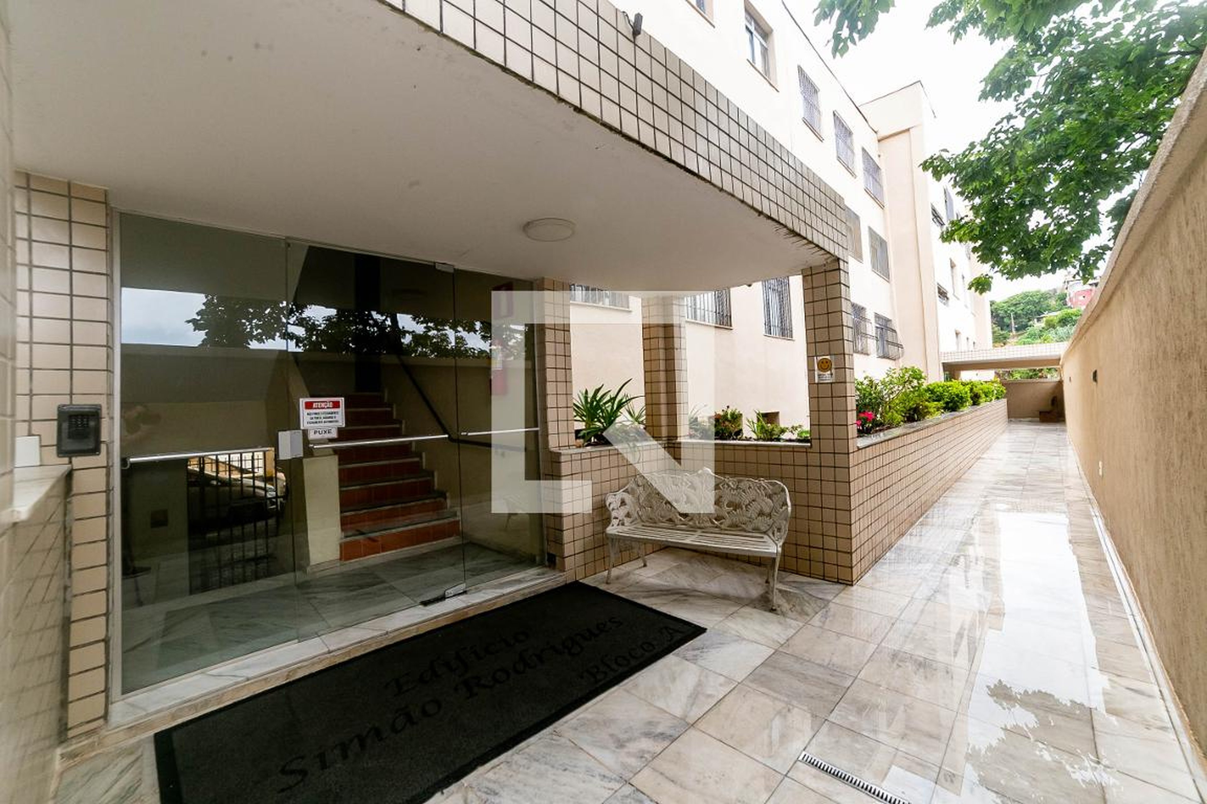 Entrada - Edifício Simao Rodrigues