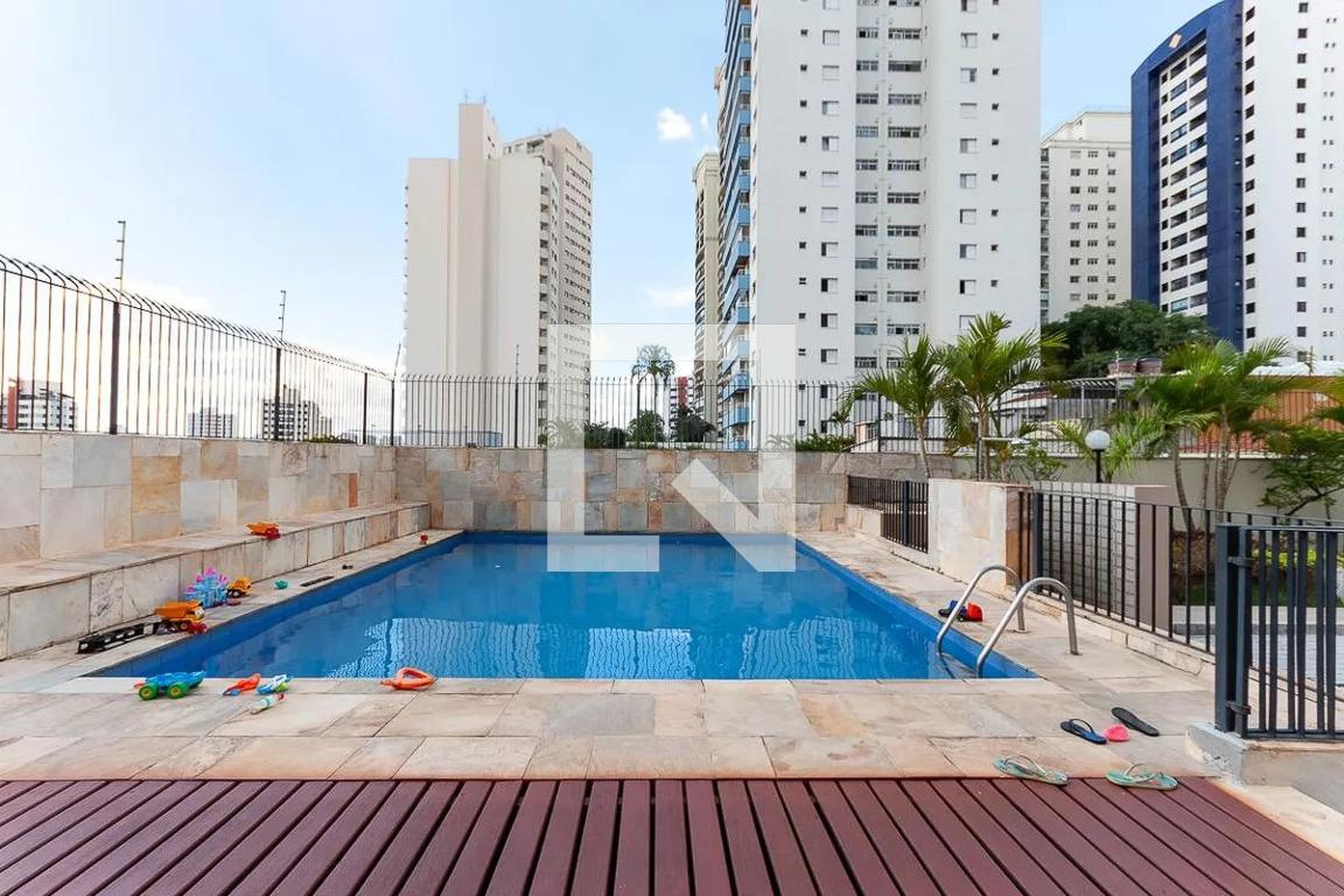 Piscina - Edifício Márcia