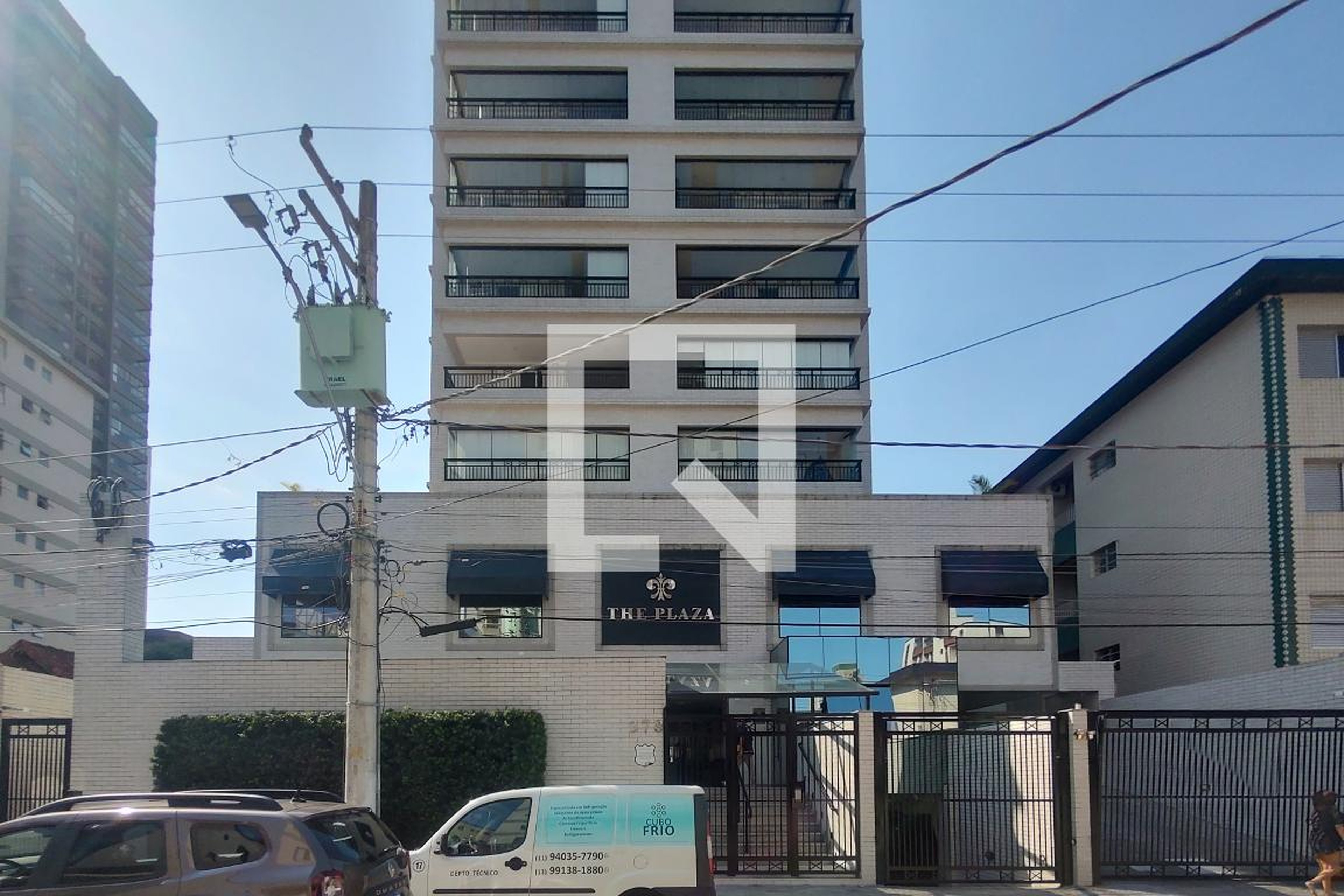 Fachada Residencial The Plaza