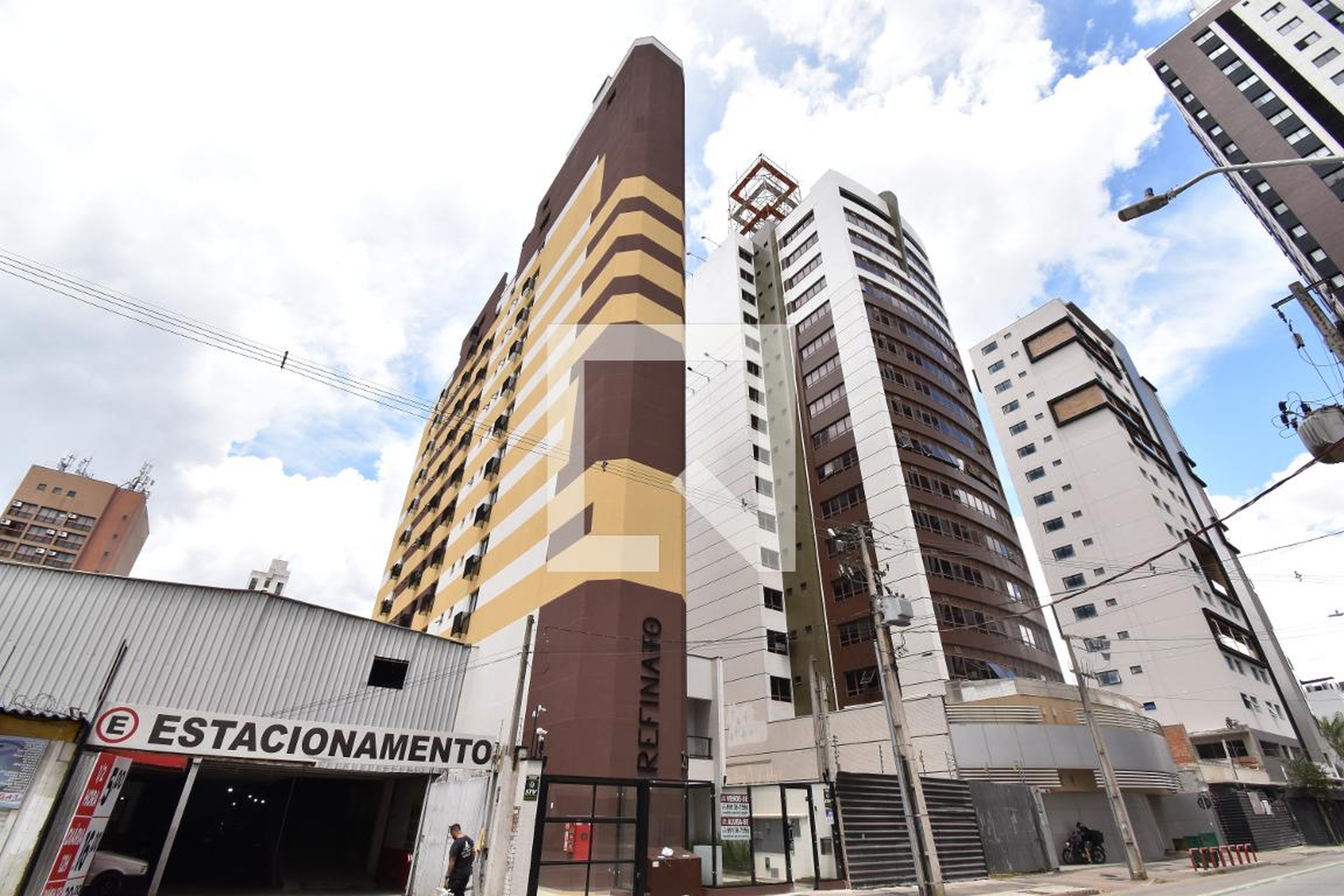 Fachada do Prédio Condomínio em Rua Lourenço Pinto, 276