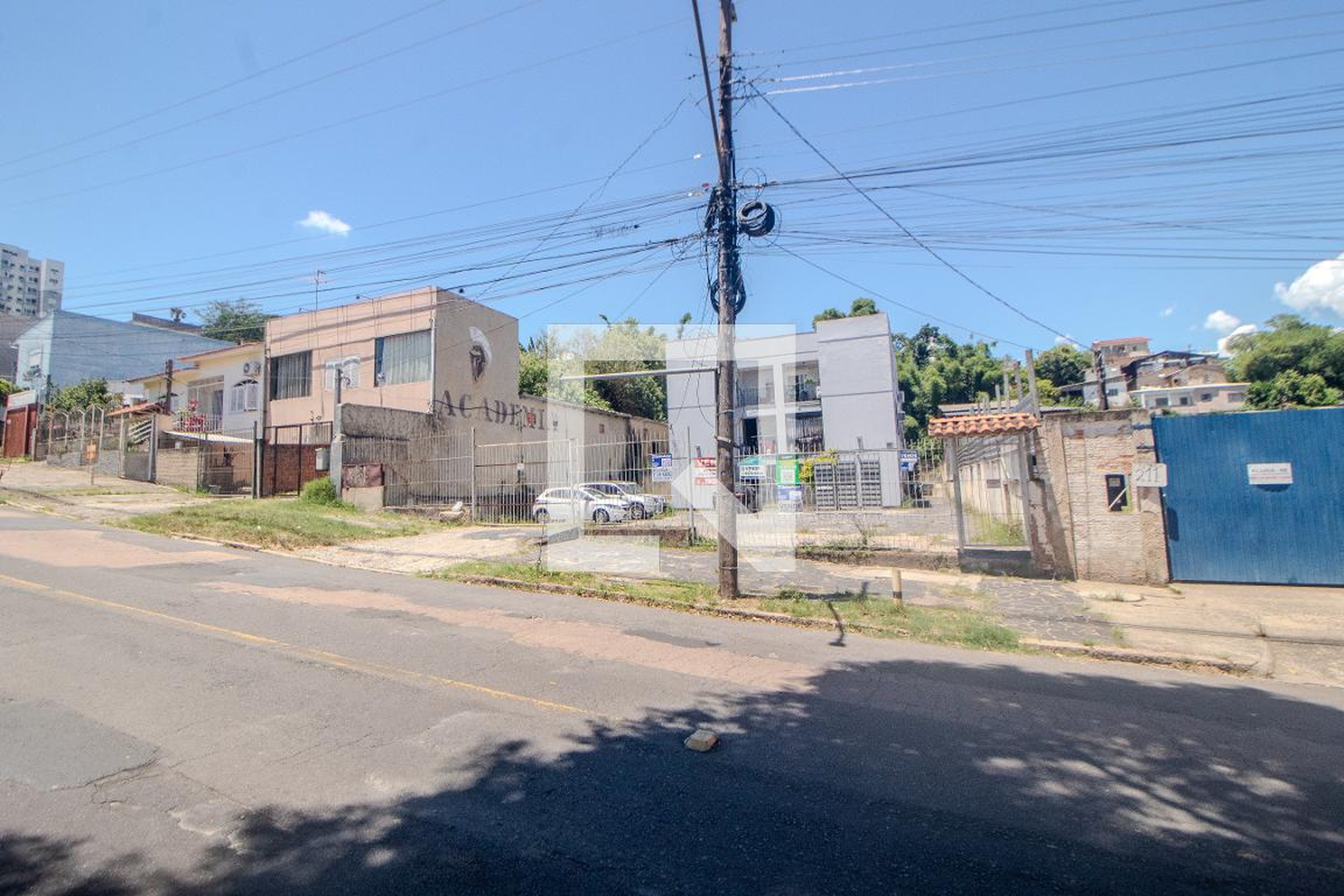 Fachada Condomínio em Rua Doutor Malheiros, 227