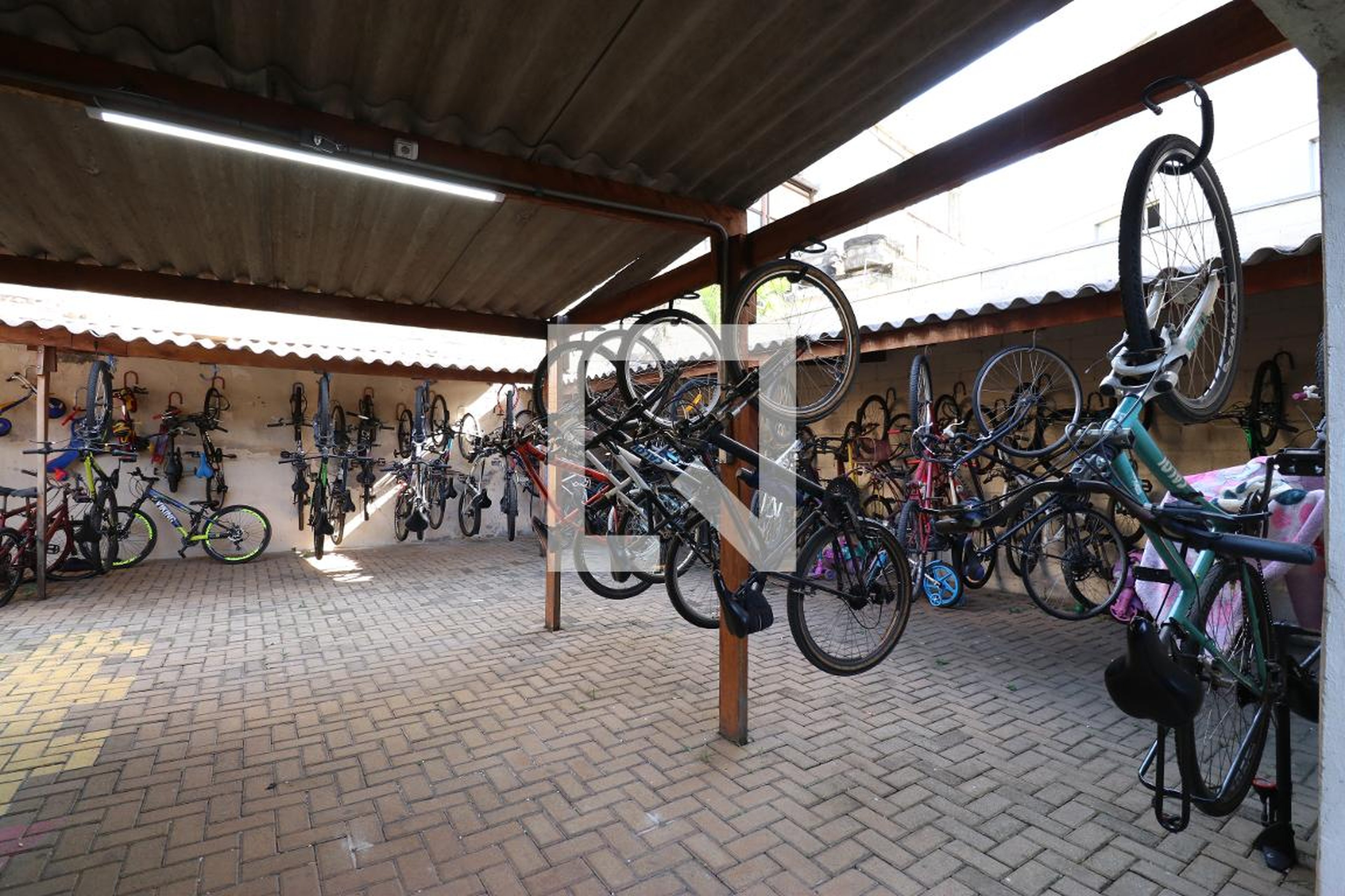 Bicicletário - Estilo Bom Retiro