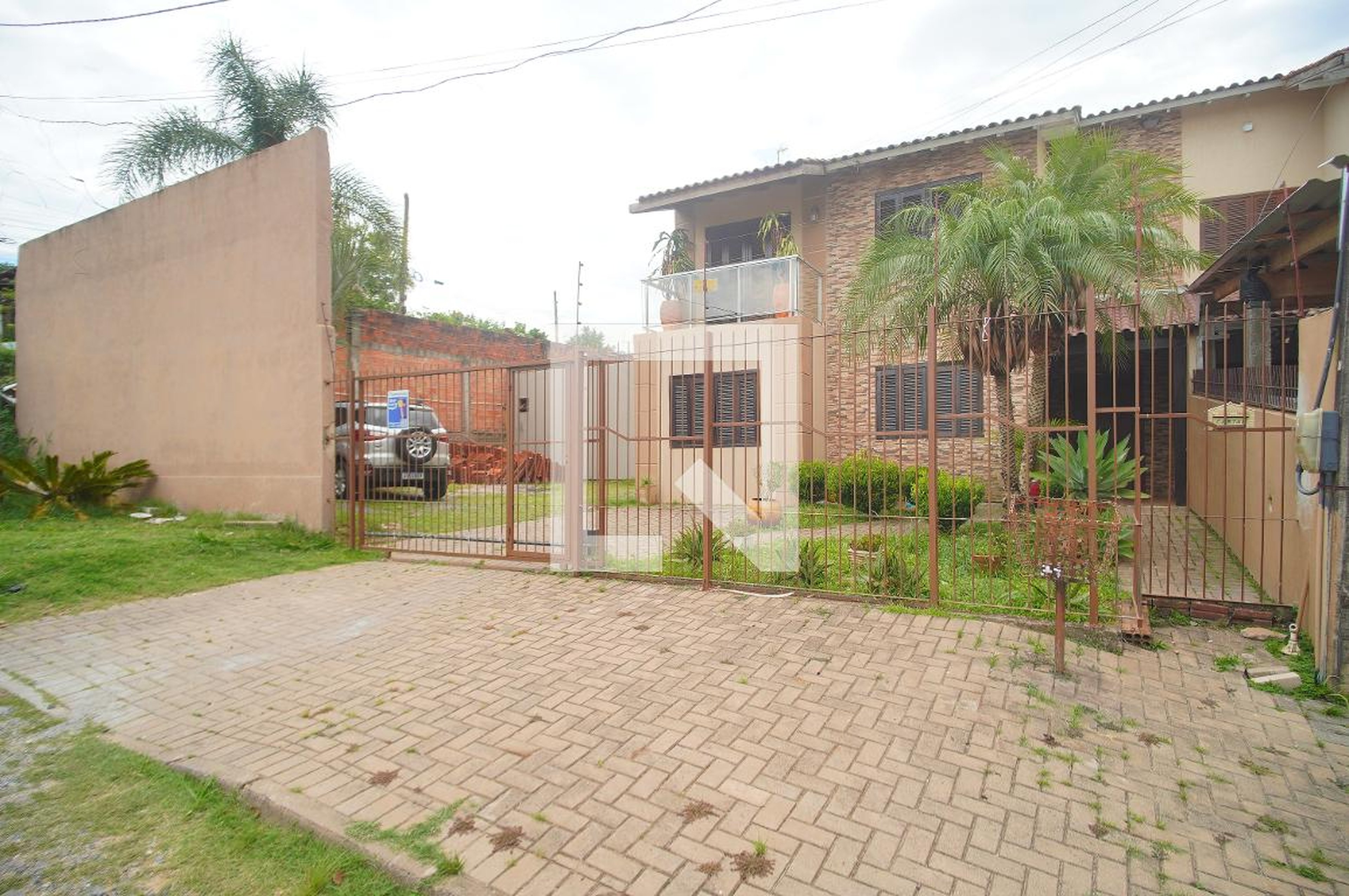 Fachada Condomínio em Rua Mauro Bianchi, 277