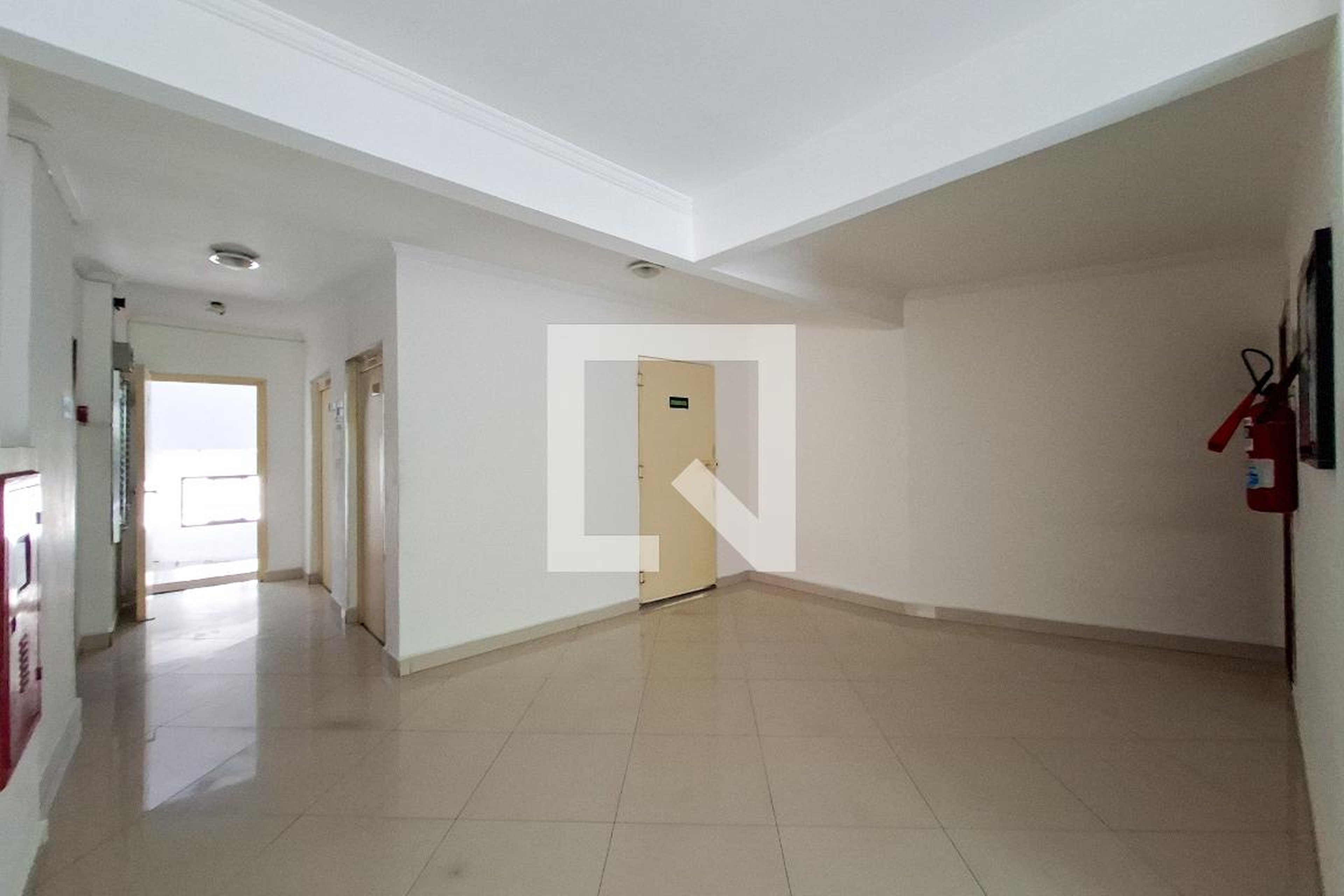 Hall de entrada - Edifício Henrique Daud