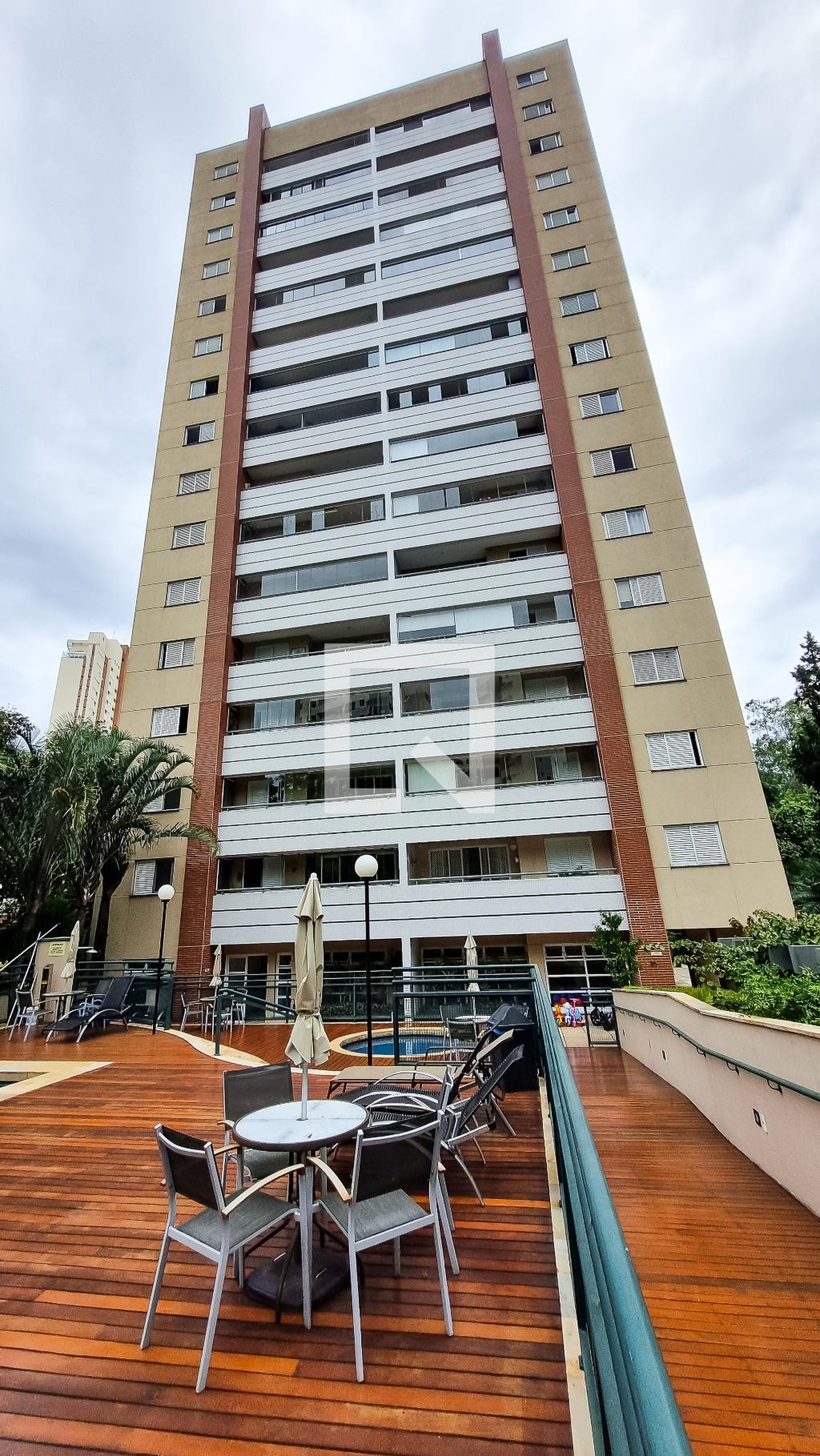 Fachada do Prédio Condomínio Jardin Du Parc