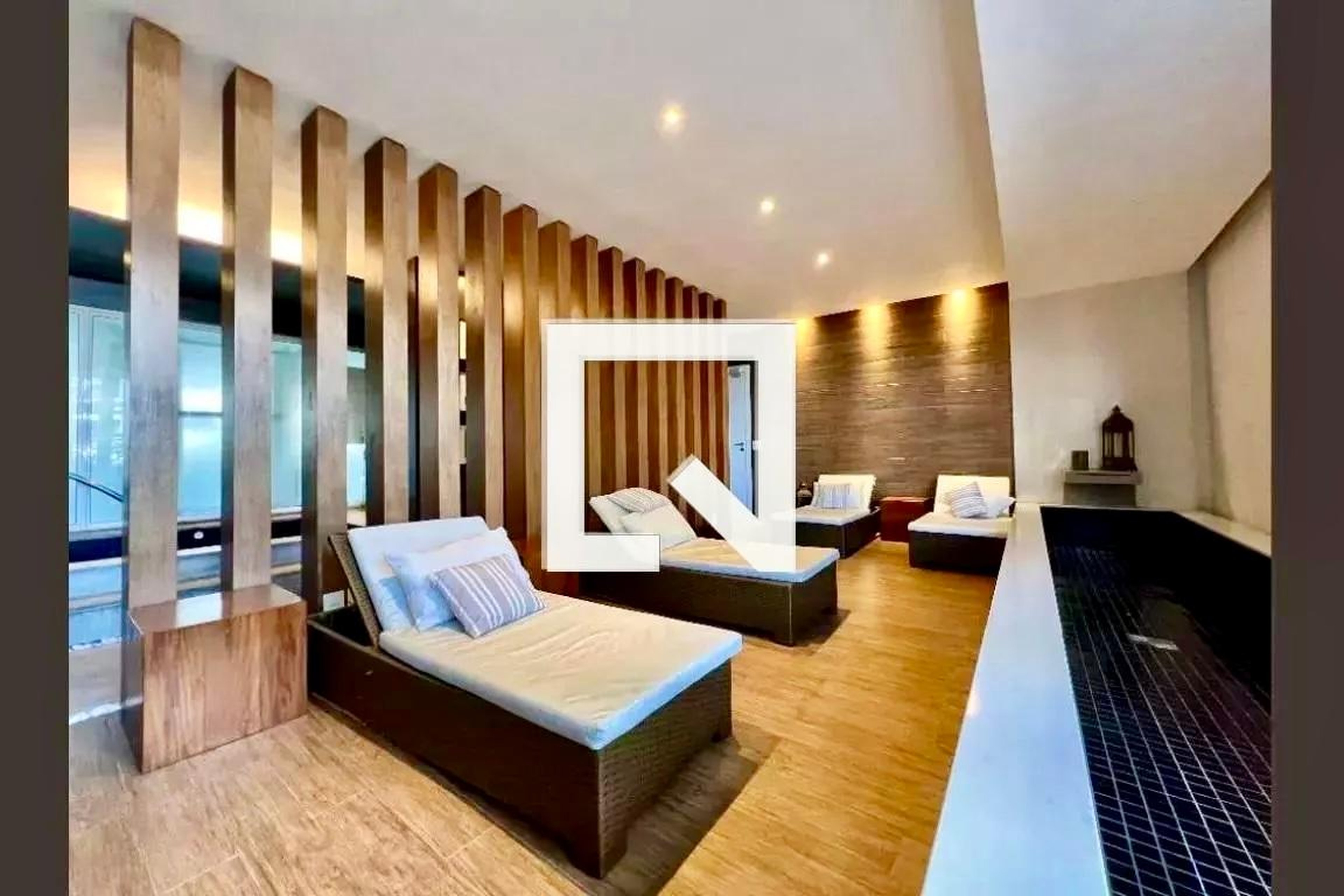 Spa - Intersection Brooklin