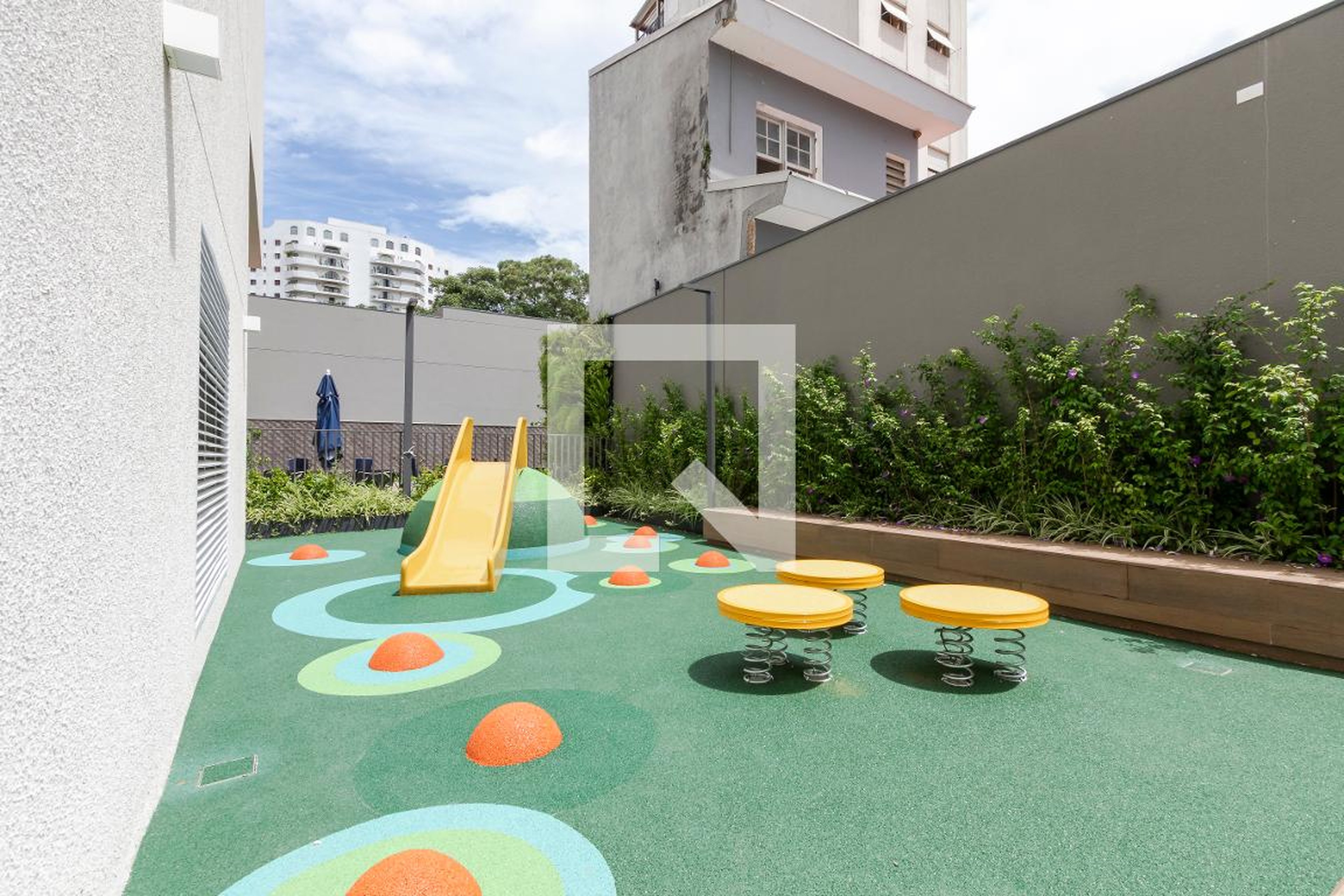 Playground - Camino Alto da Boa Vista - NR
