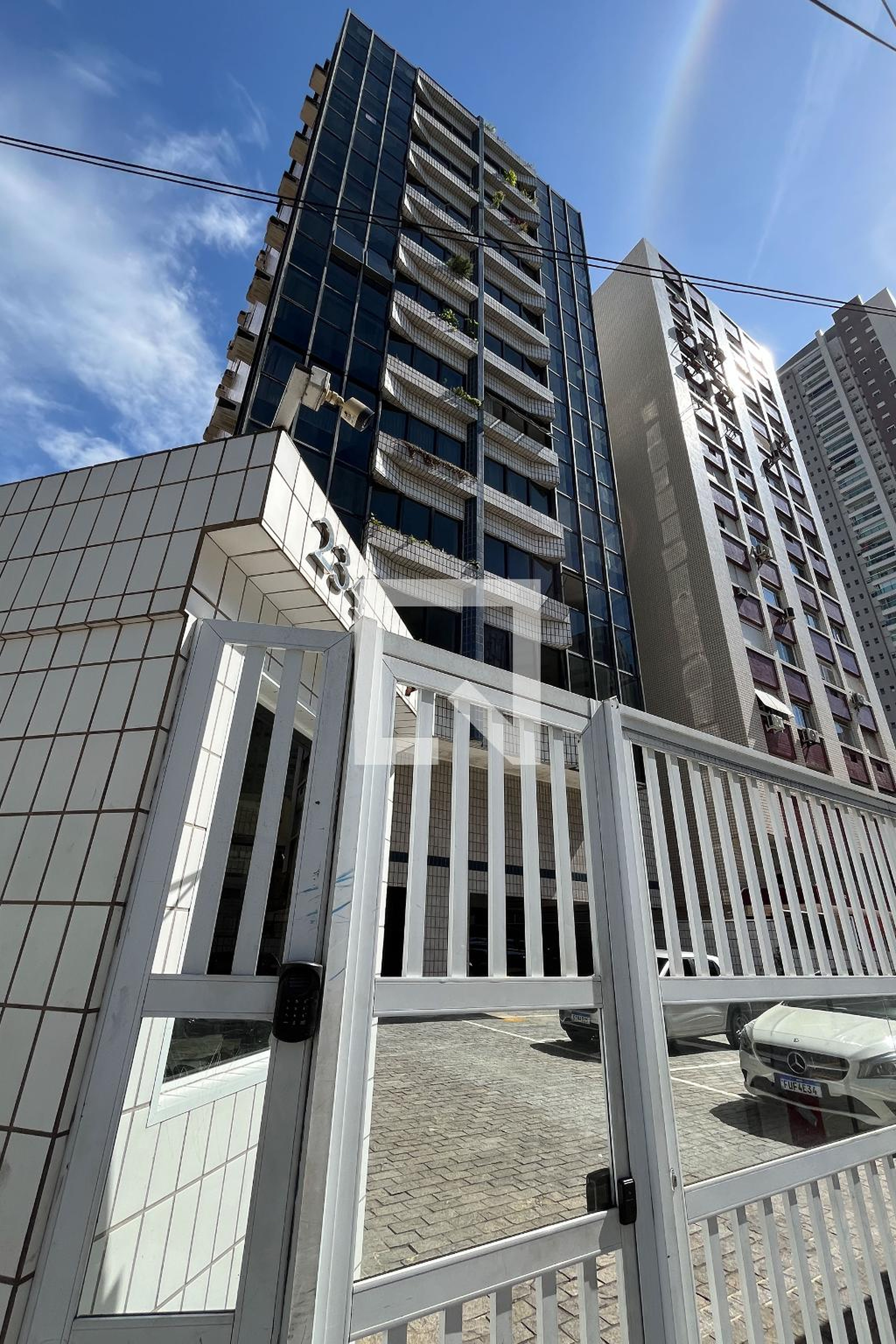 Fachada Condomínio Saint Thomaz