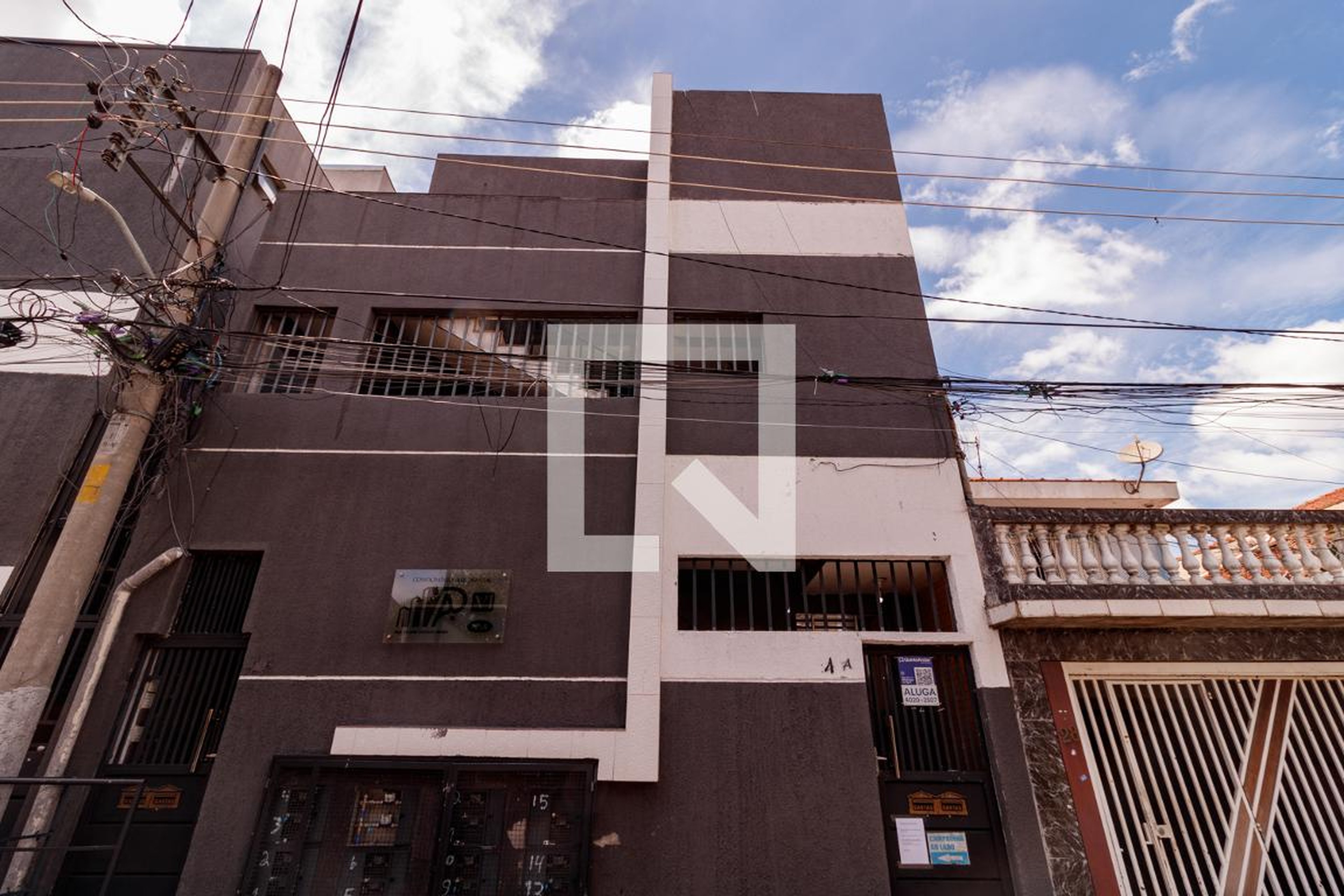 Fachada Condomínio em Rua Doutor José Gustavo Nunes, 4