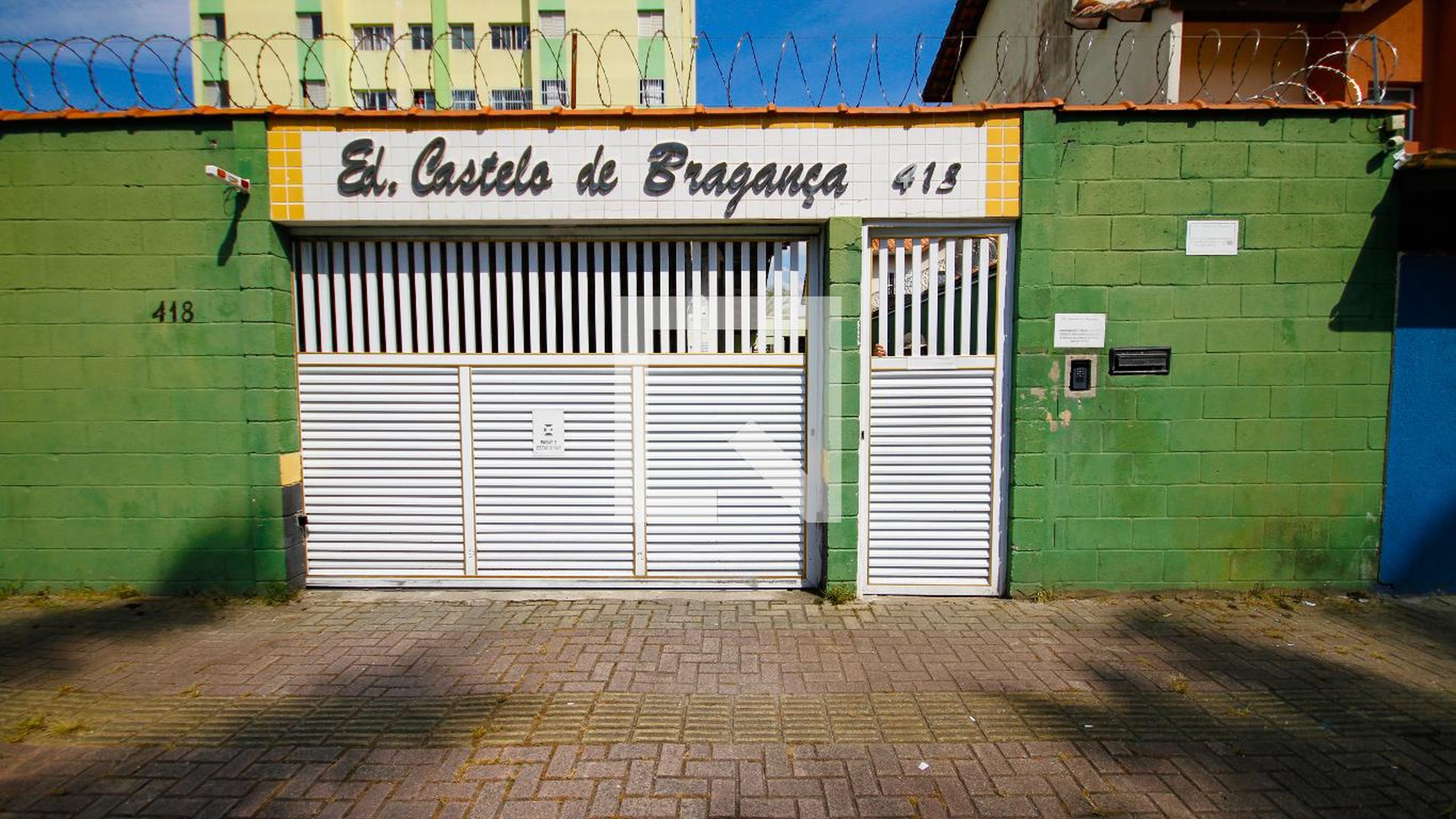 Fachada Condomínio Castelo de Bragança