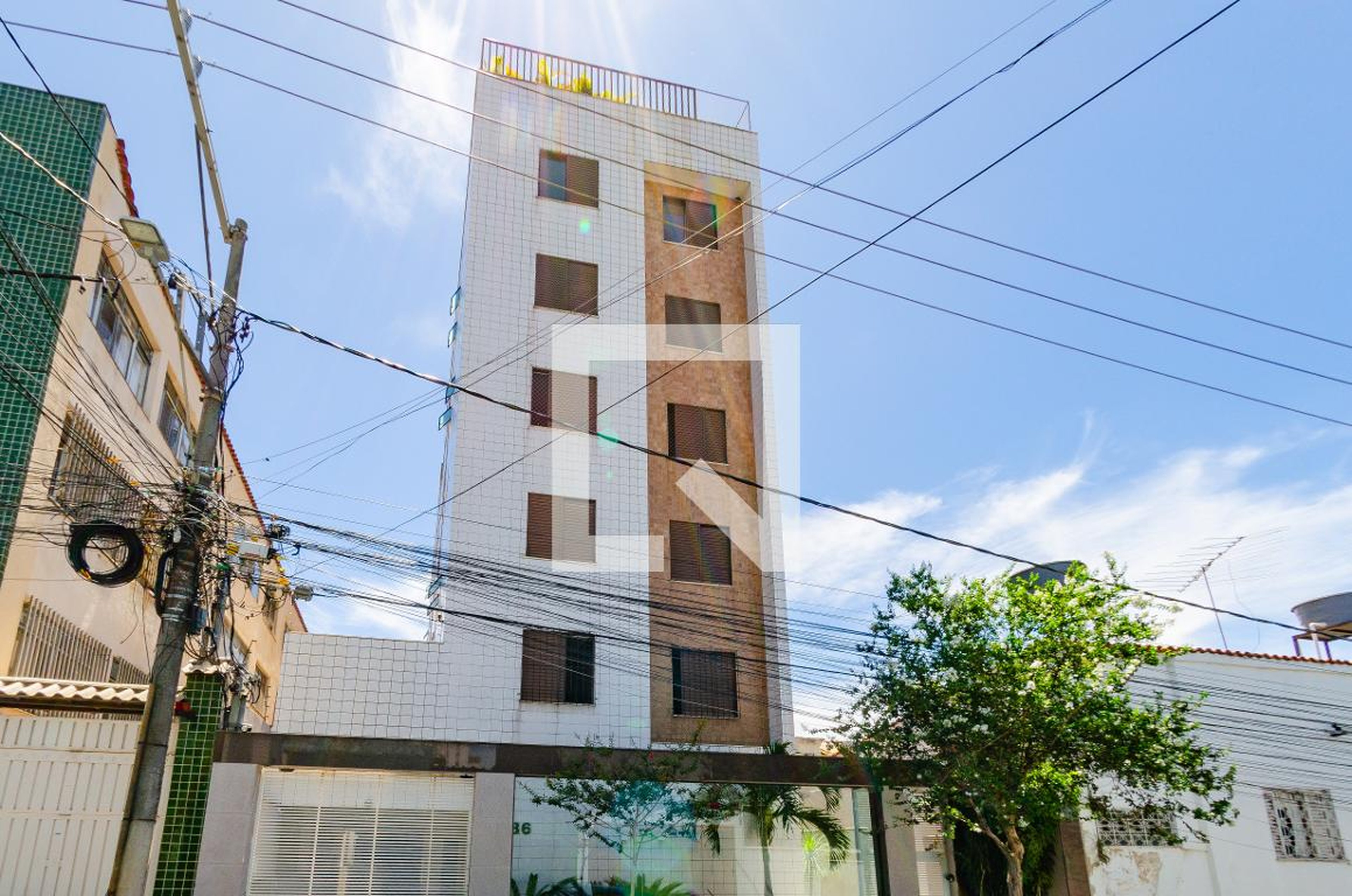 Fachada Condomínio em Rua Castigliano, 386