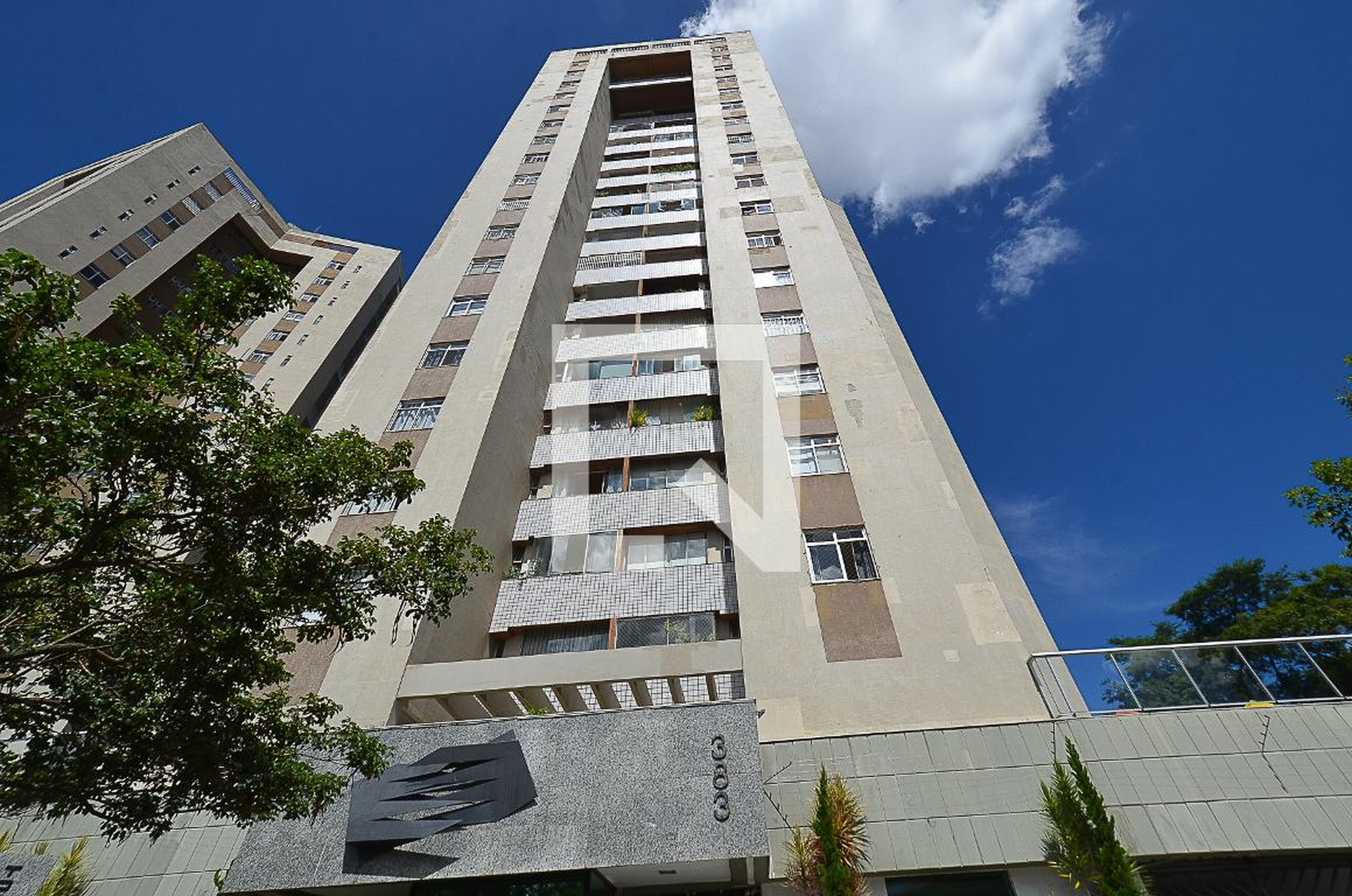 Fachada Condomínio Torre do Bosque