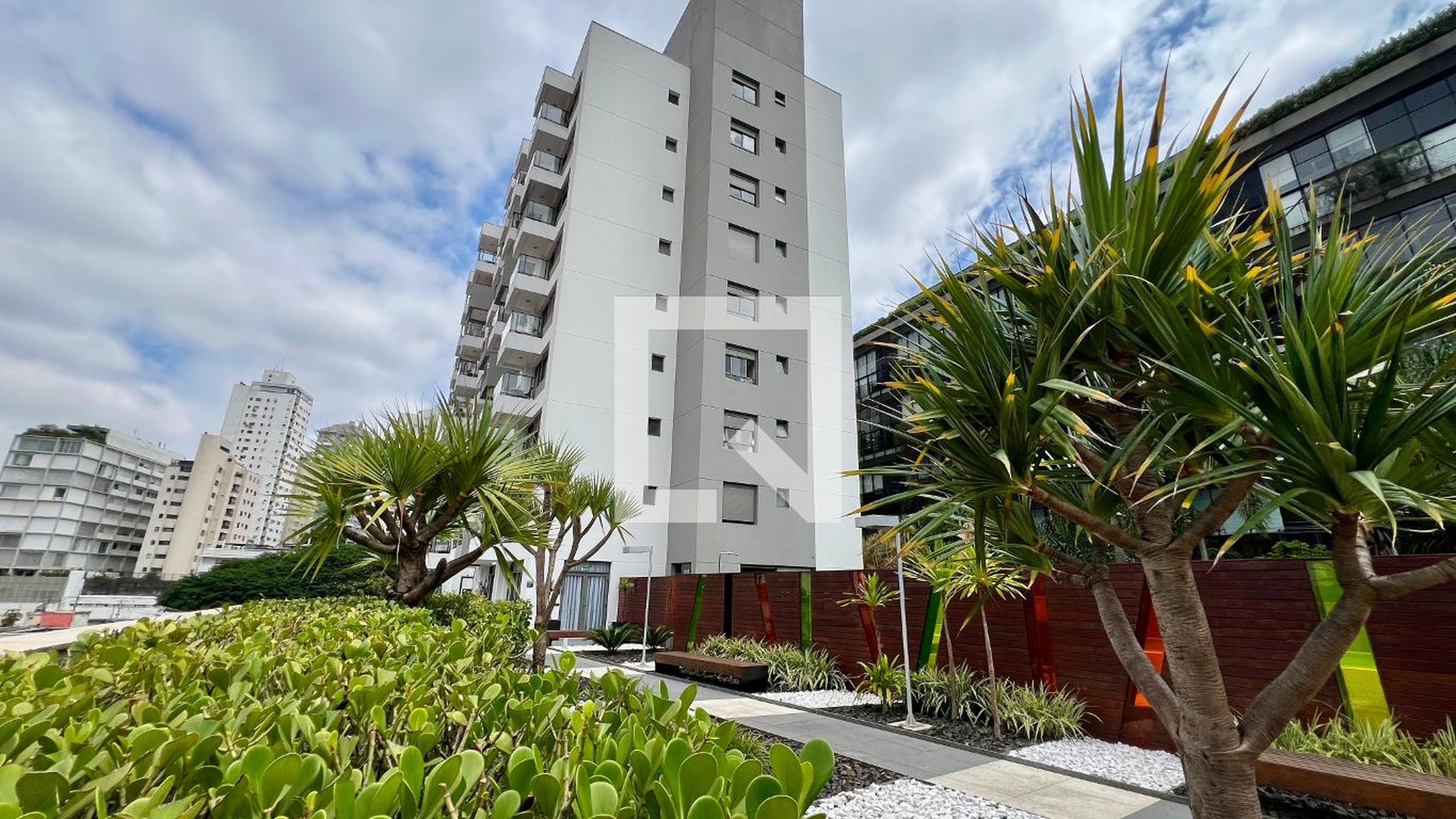 Fachada Condomínio Diseno