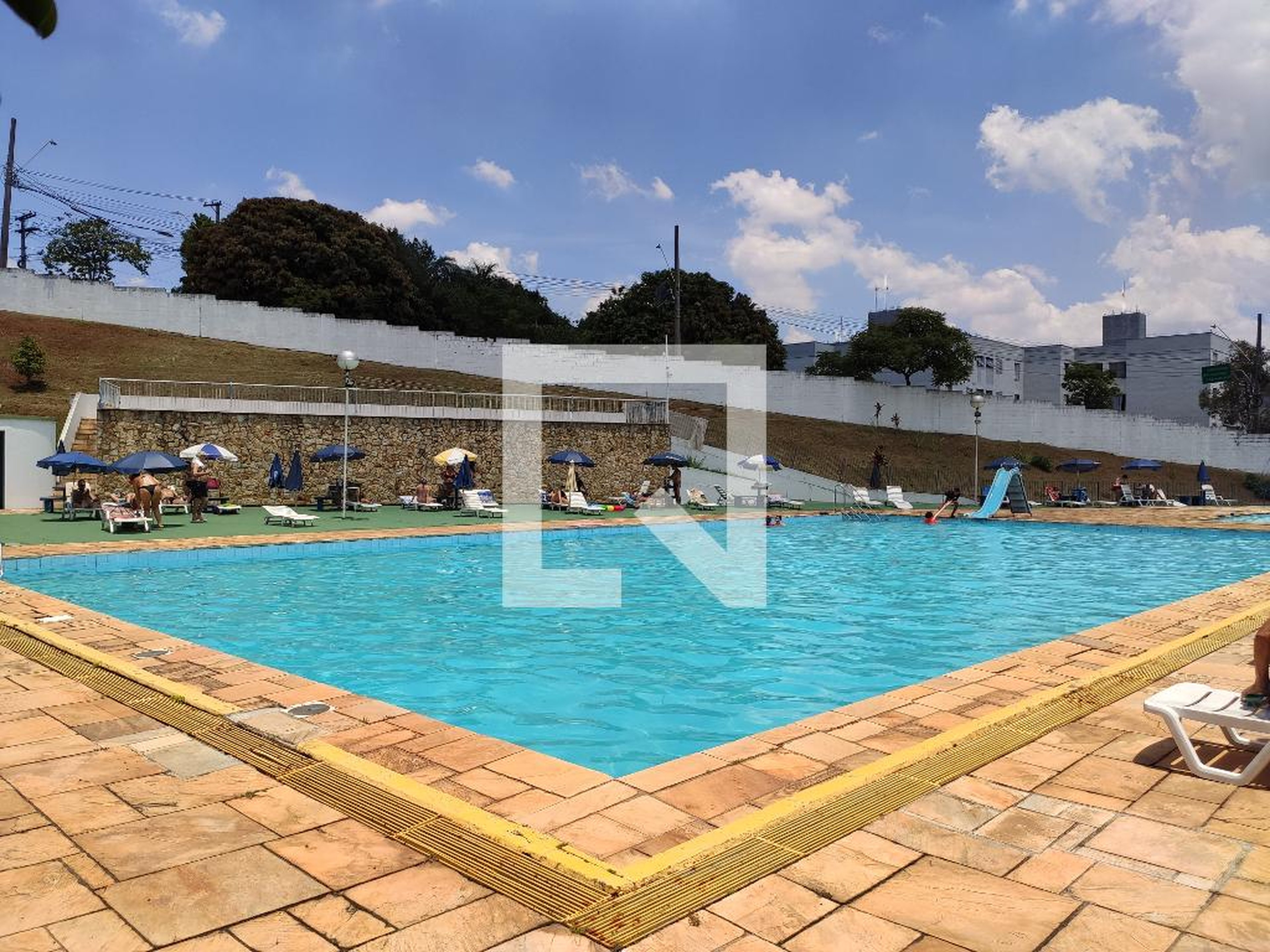 Piscina - Flamboyant