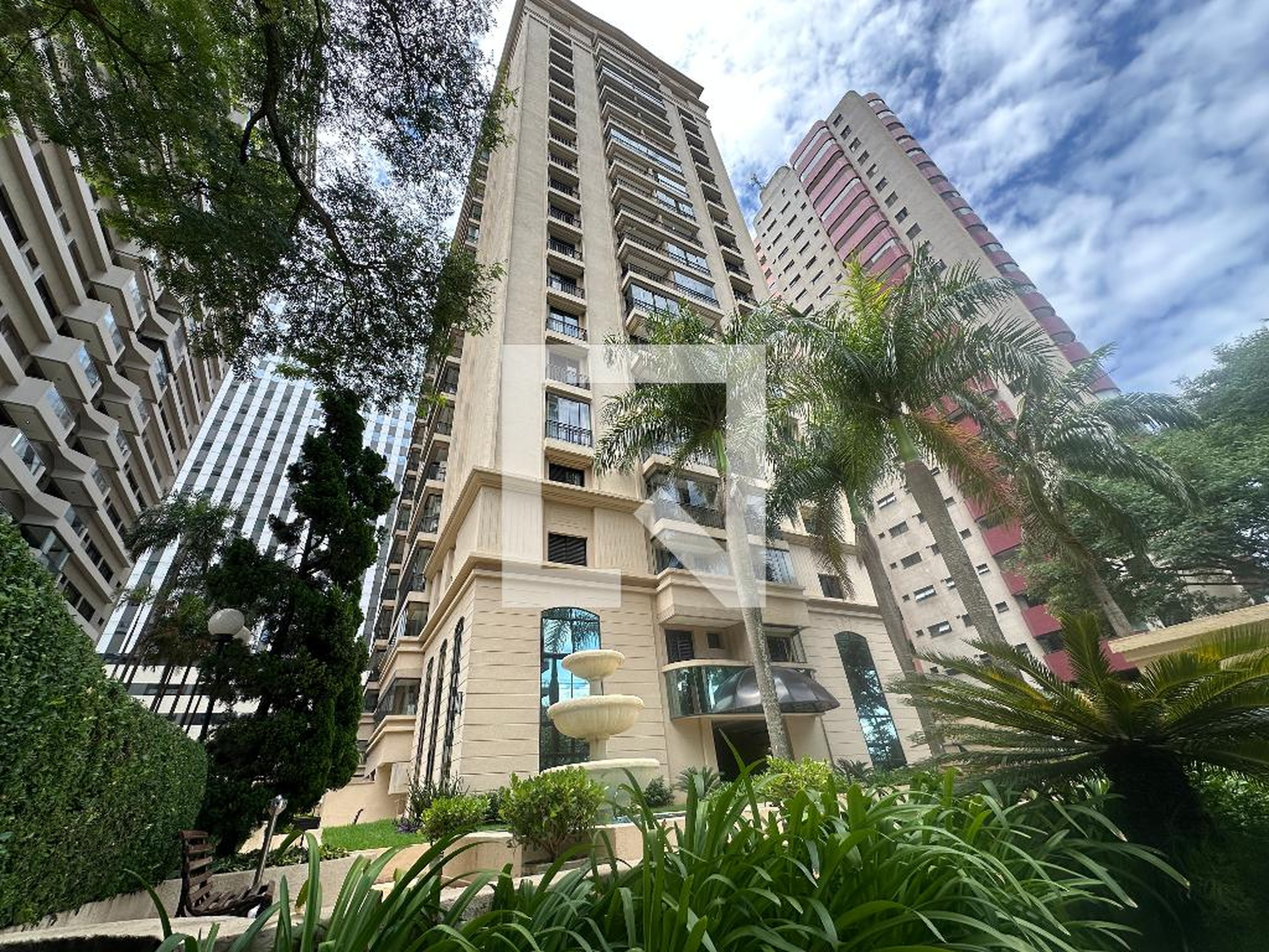 Fachada Condomínio Saint Paul