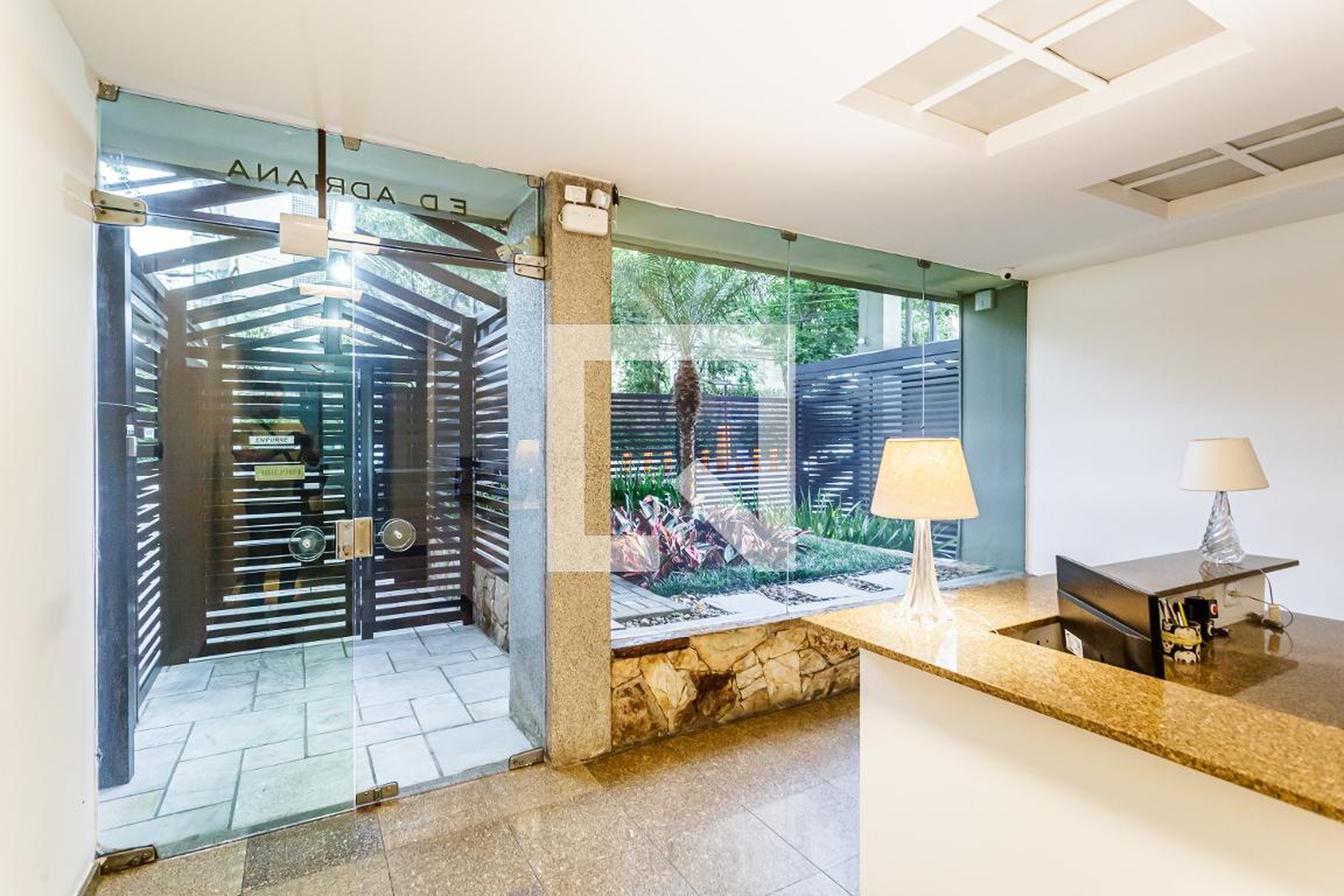 Hall social - Adriana