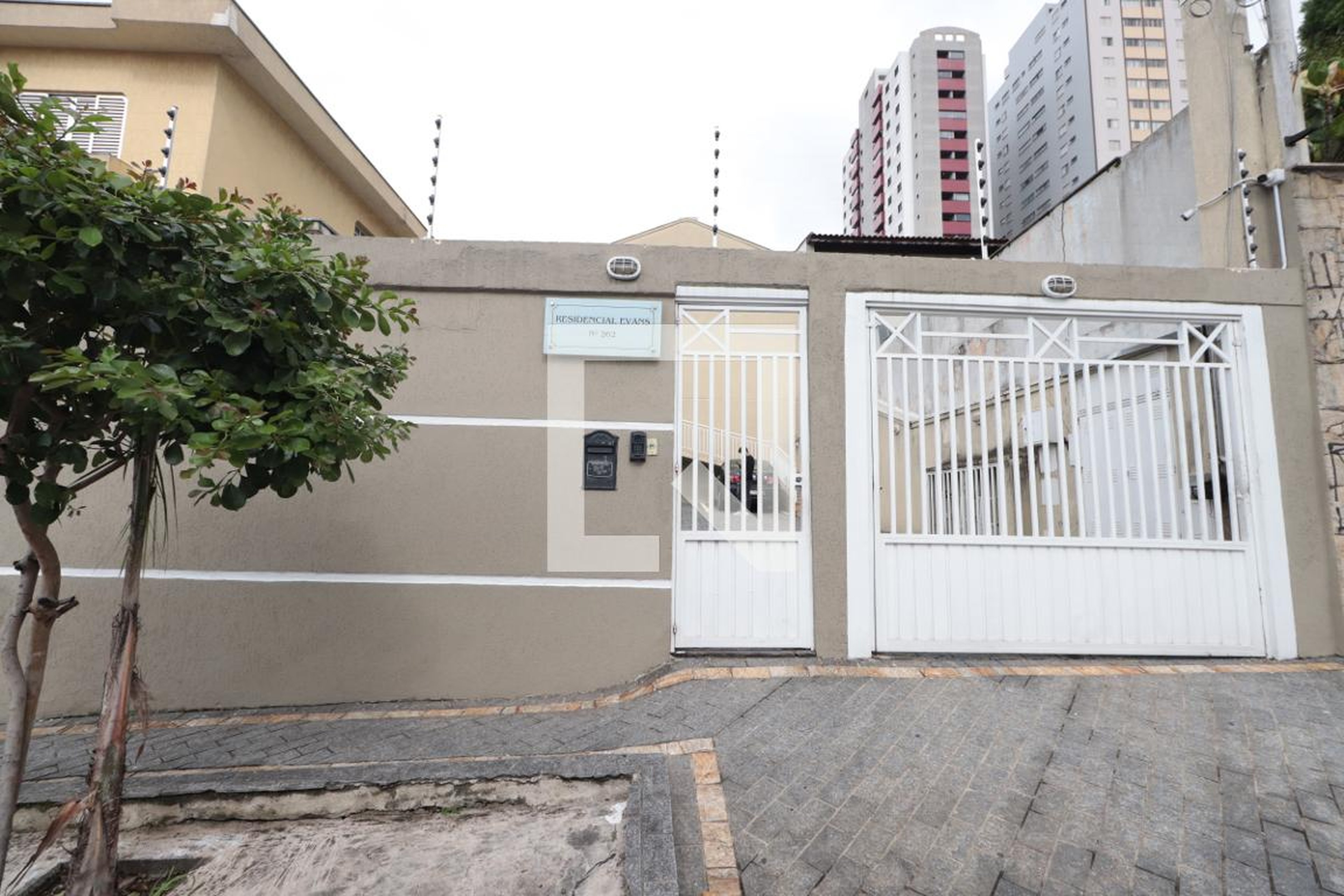 Fachada Residencial Evans