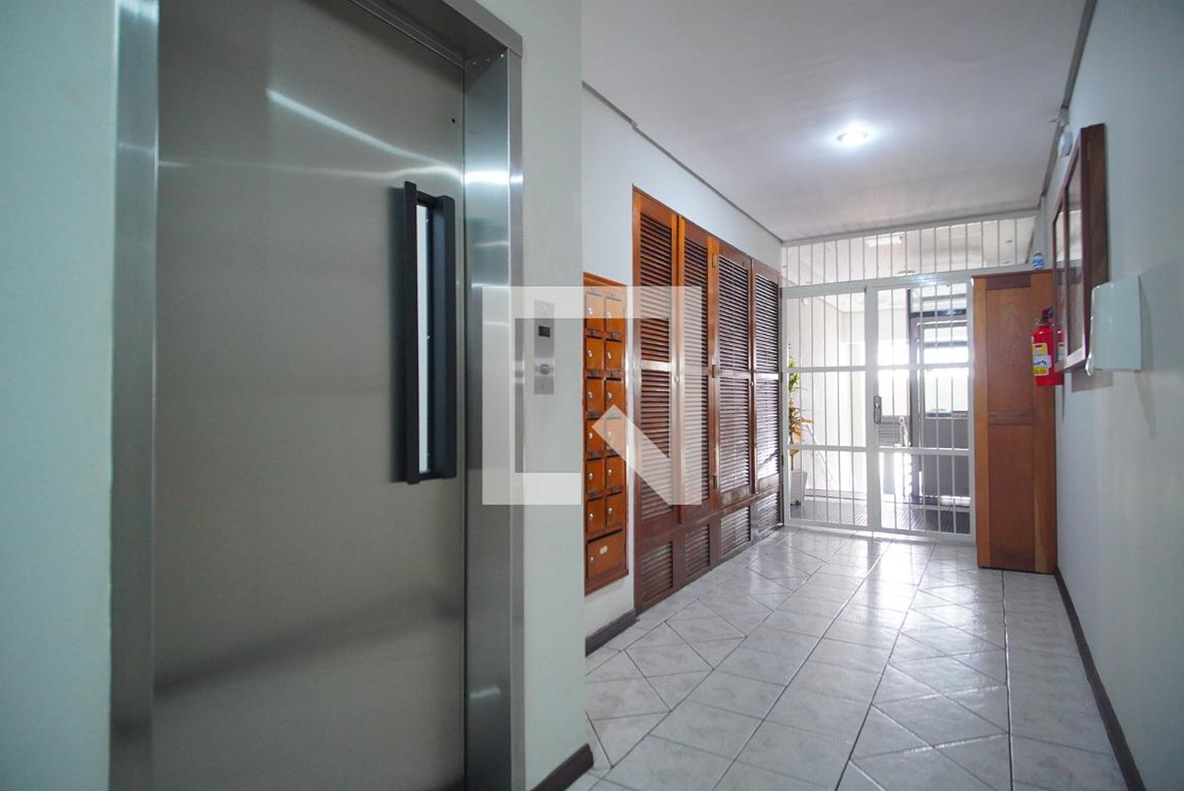 Elevador - ED. Cerro Largo