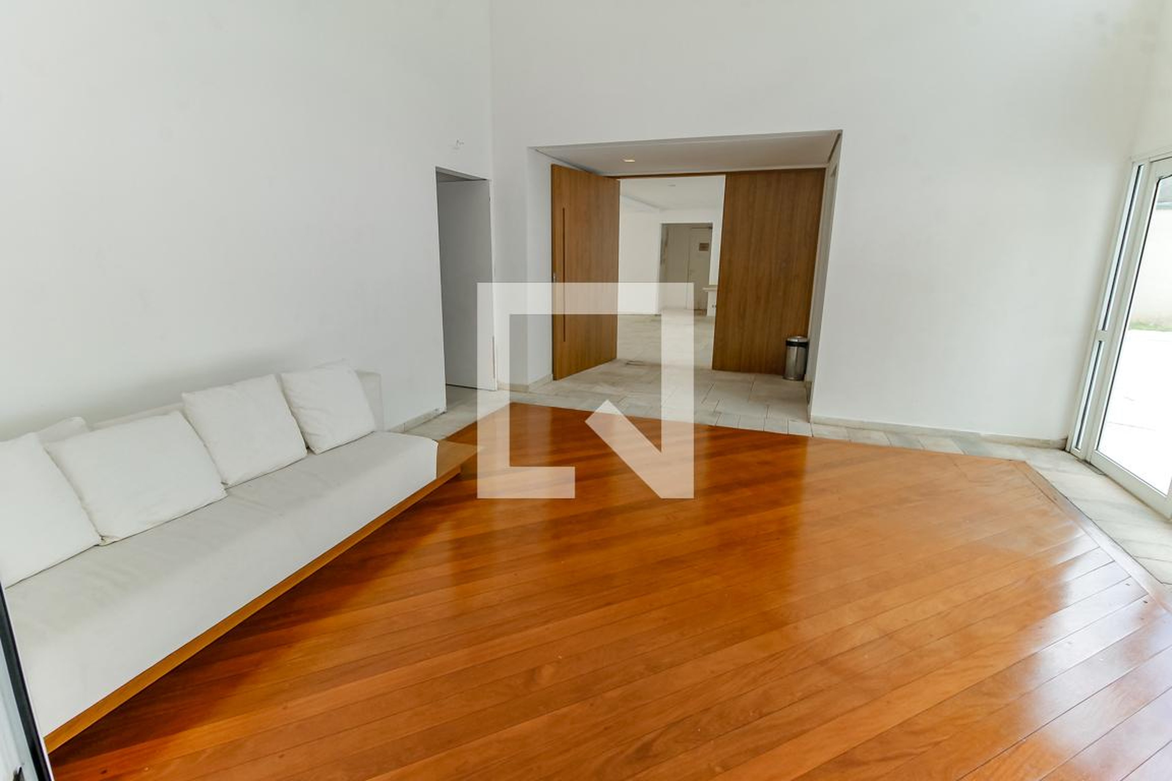 Hall de entrada - San Martin