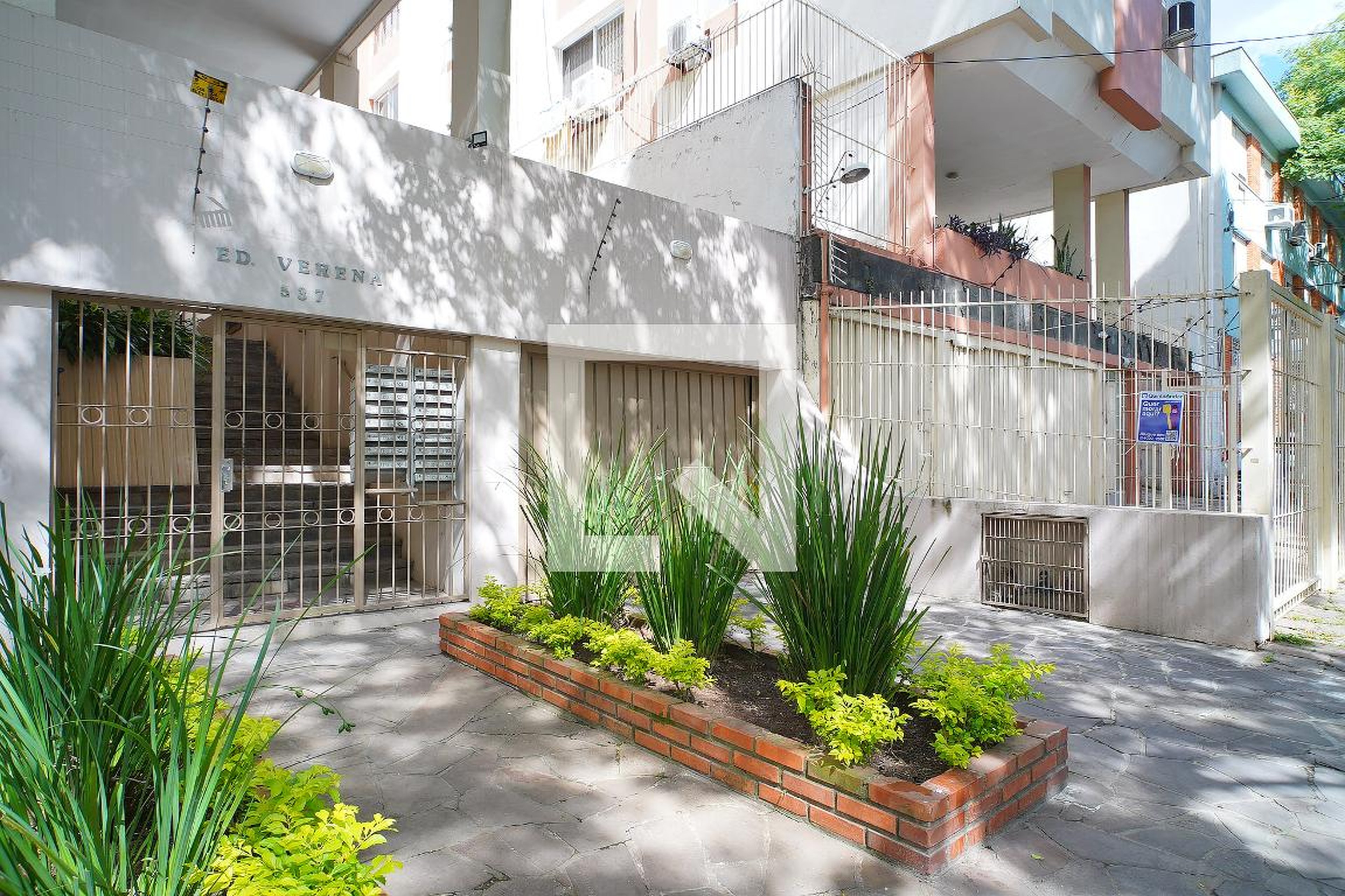 Fachada Condomínio em Rua Carazinho, 437