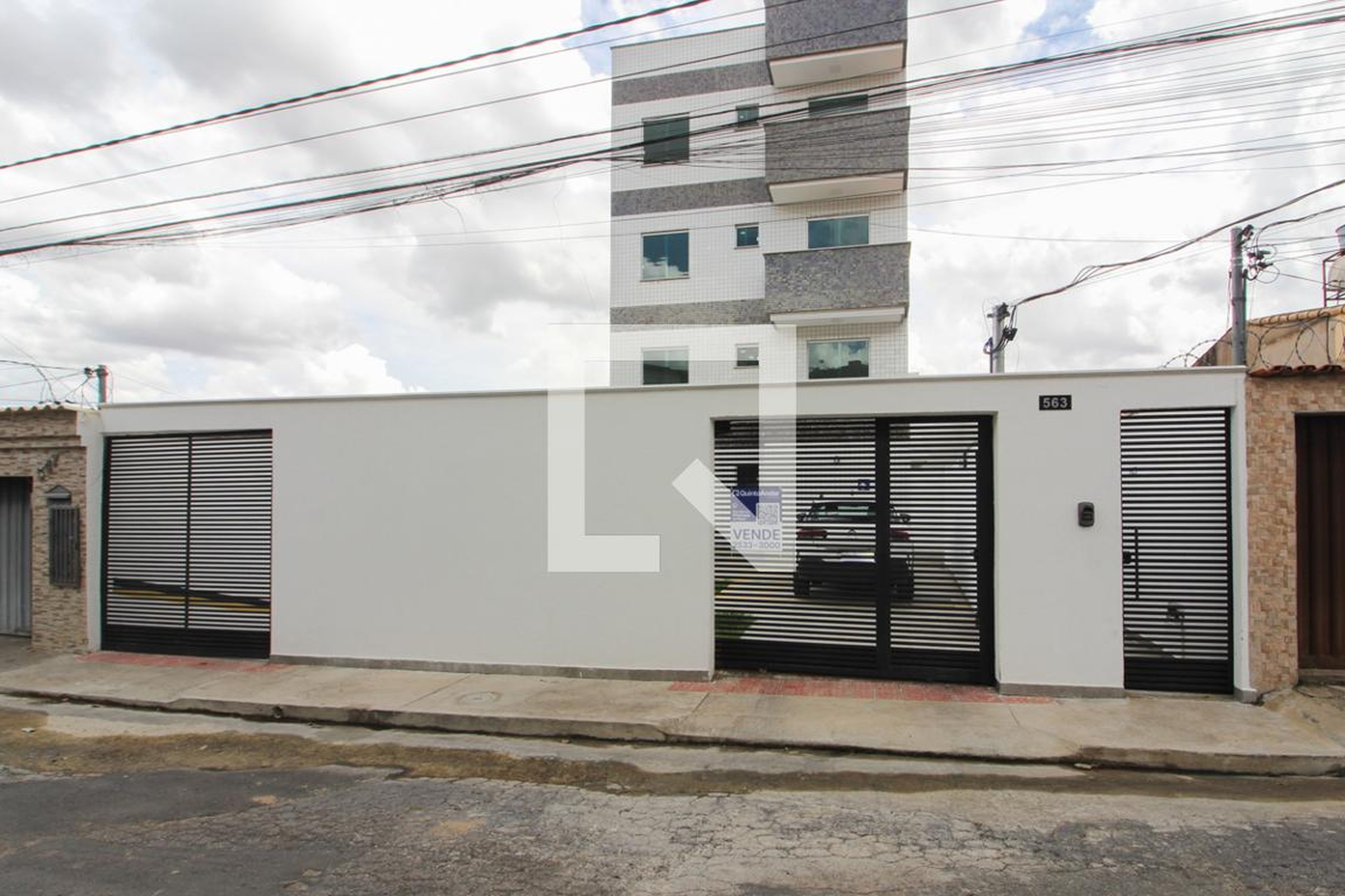 Fachada Condomínio em Rua Dom Sebastião Leme, 563