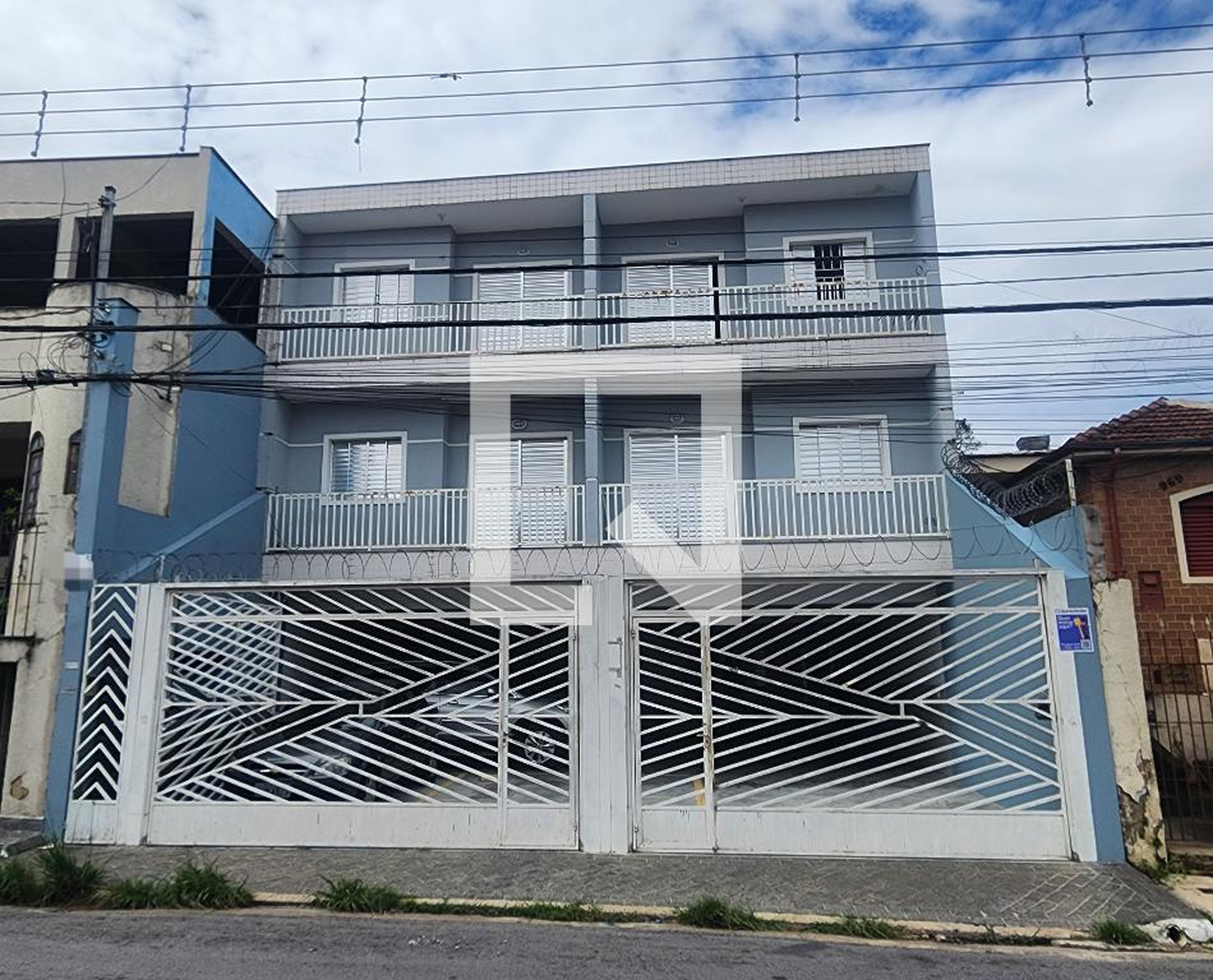 Fachada Condomínio em Rua Kobe, 959