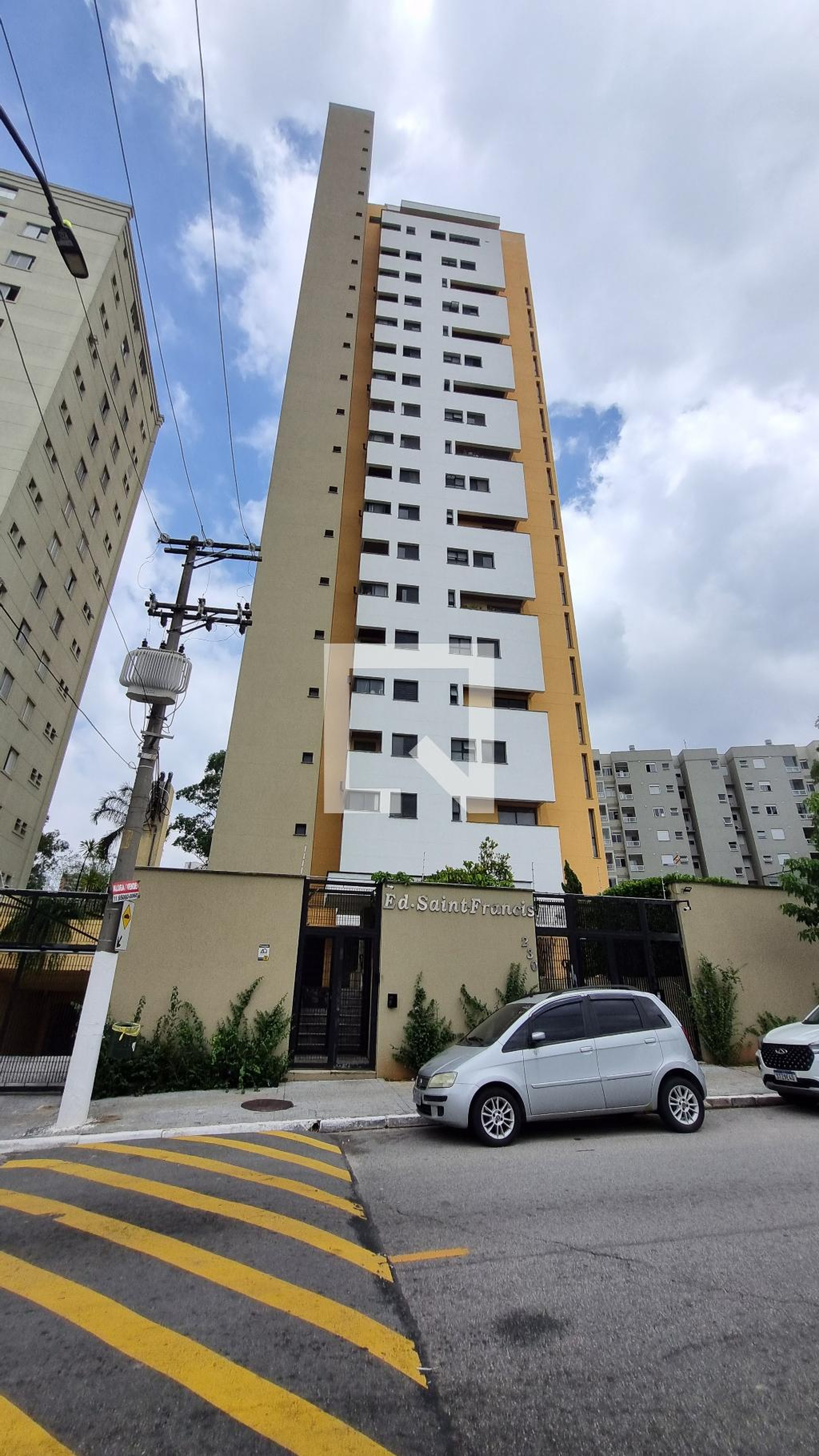 Fachada Edifício Saint Francis