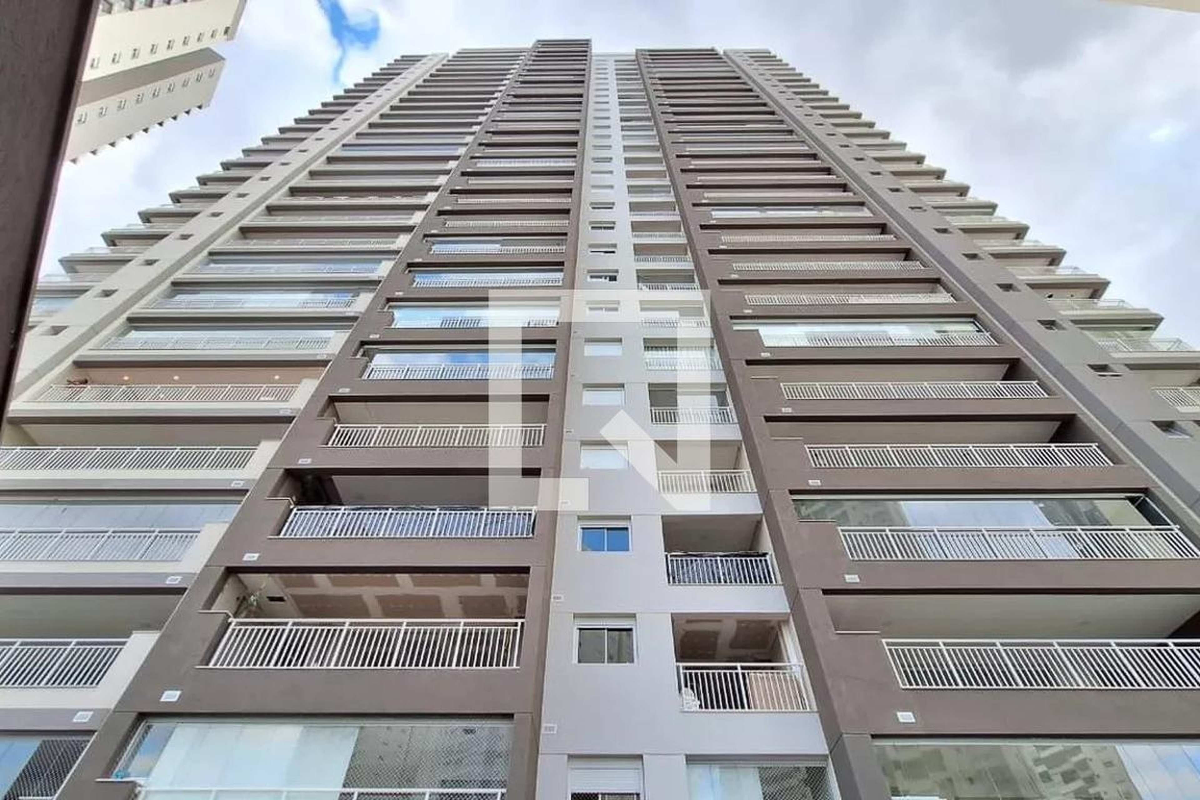 Fachada Condomínio em Rua Fortunato Ferraz, 82