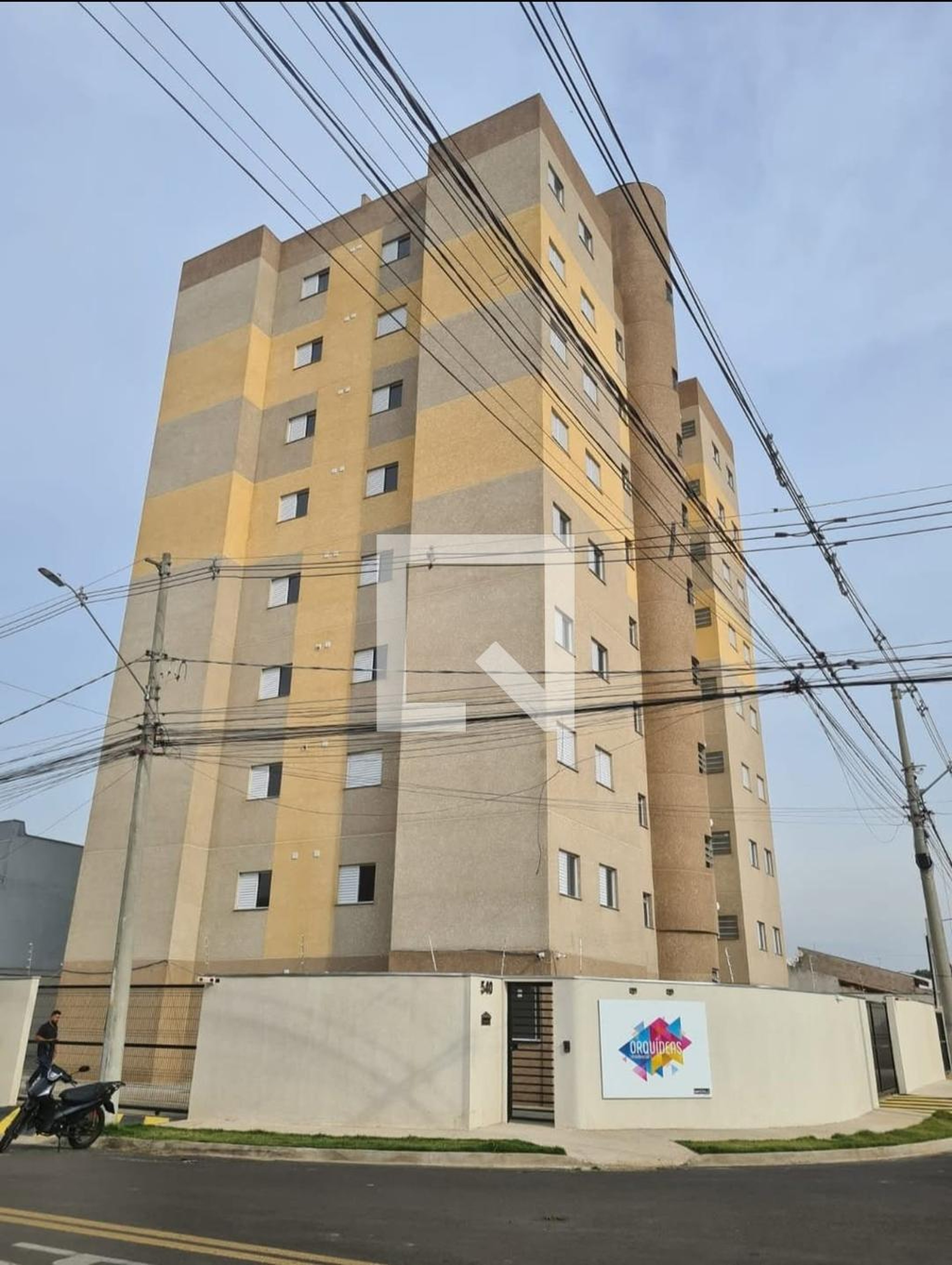 Fachada Condomínio em Avenida Rogério Zanaga de Camargo Neves, 540
