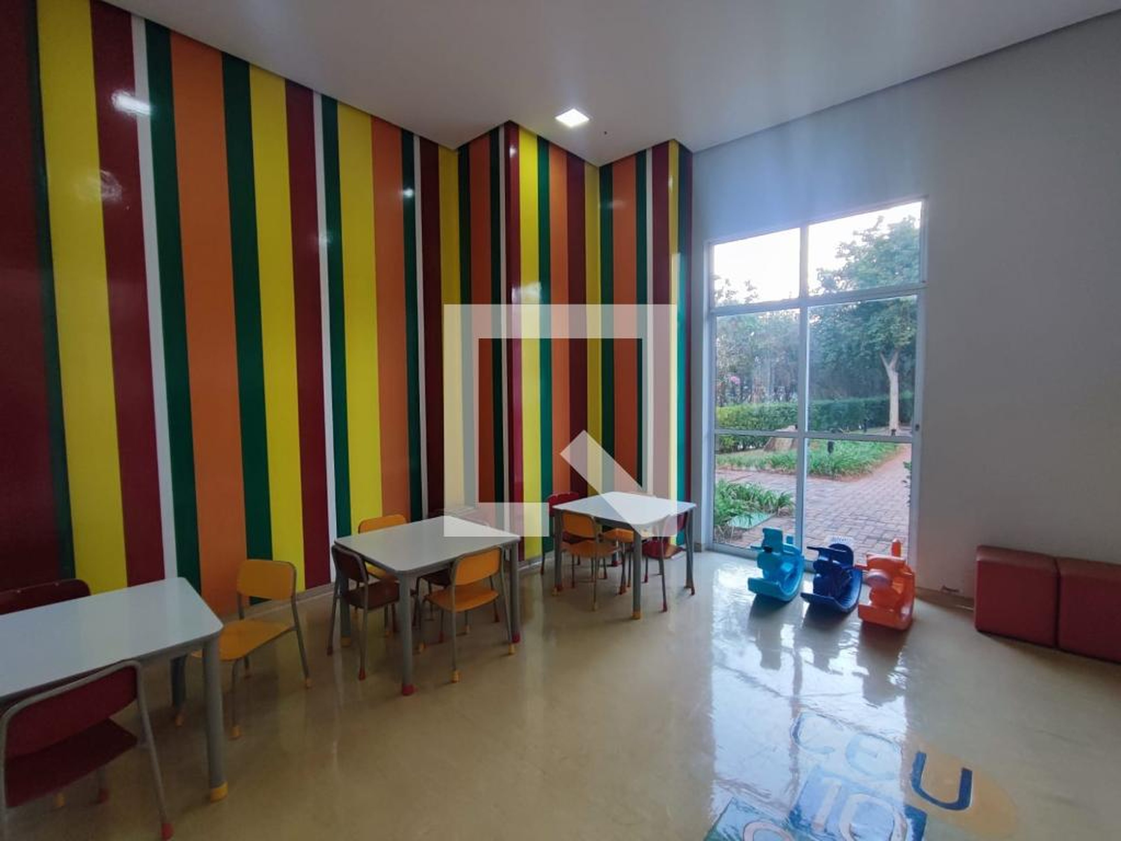 Brinquedoteca - California Premium