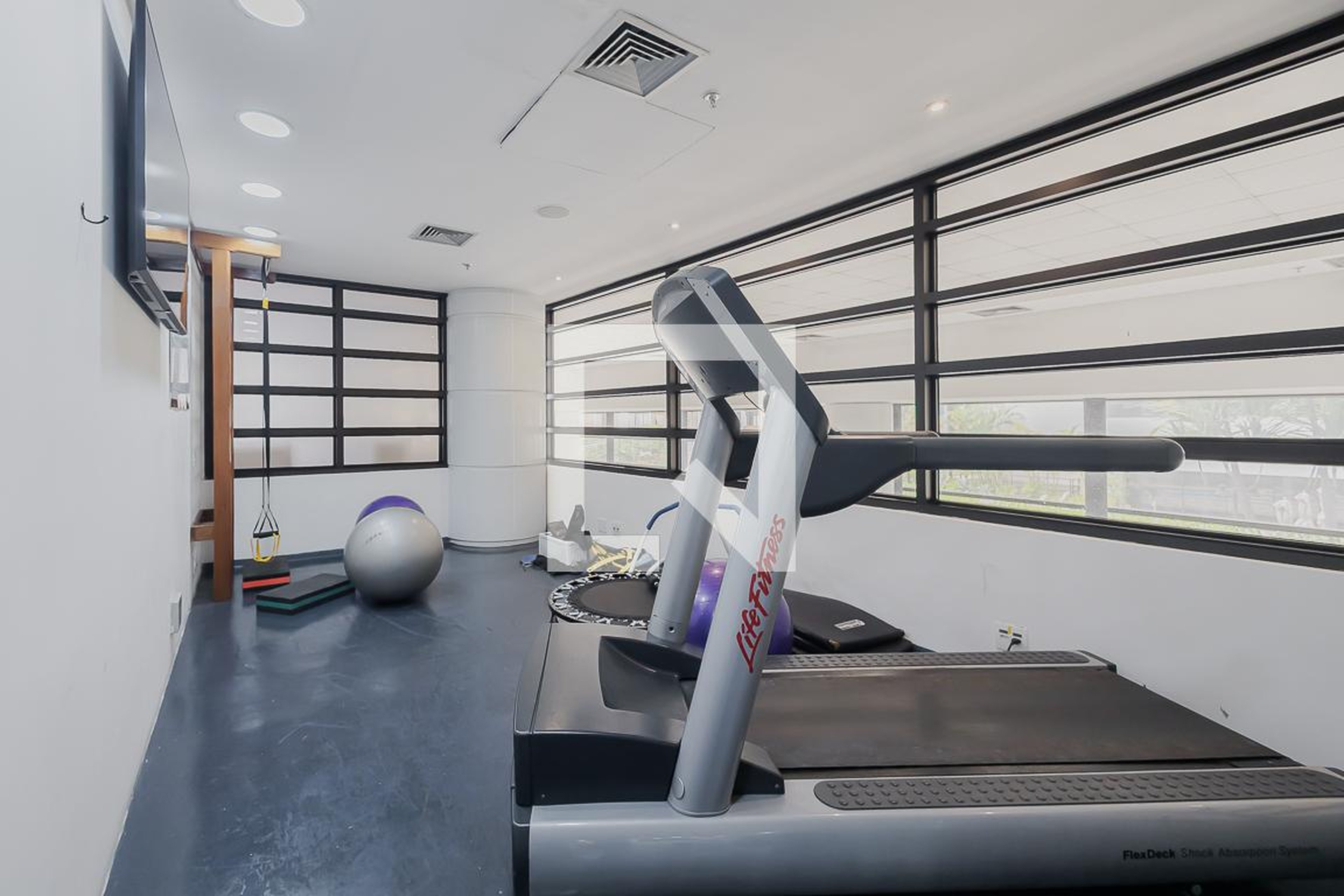 Academia - Grand Plaza