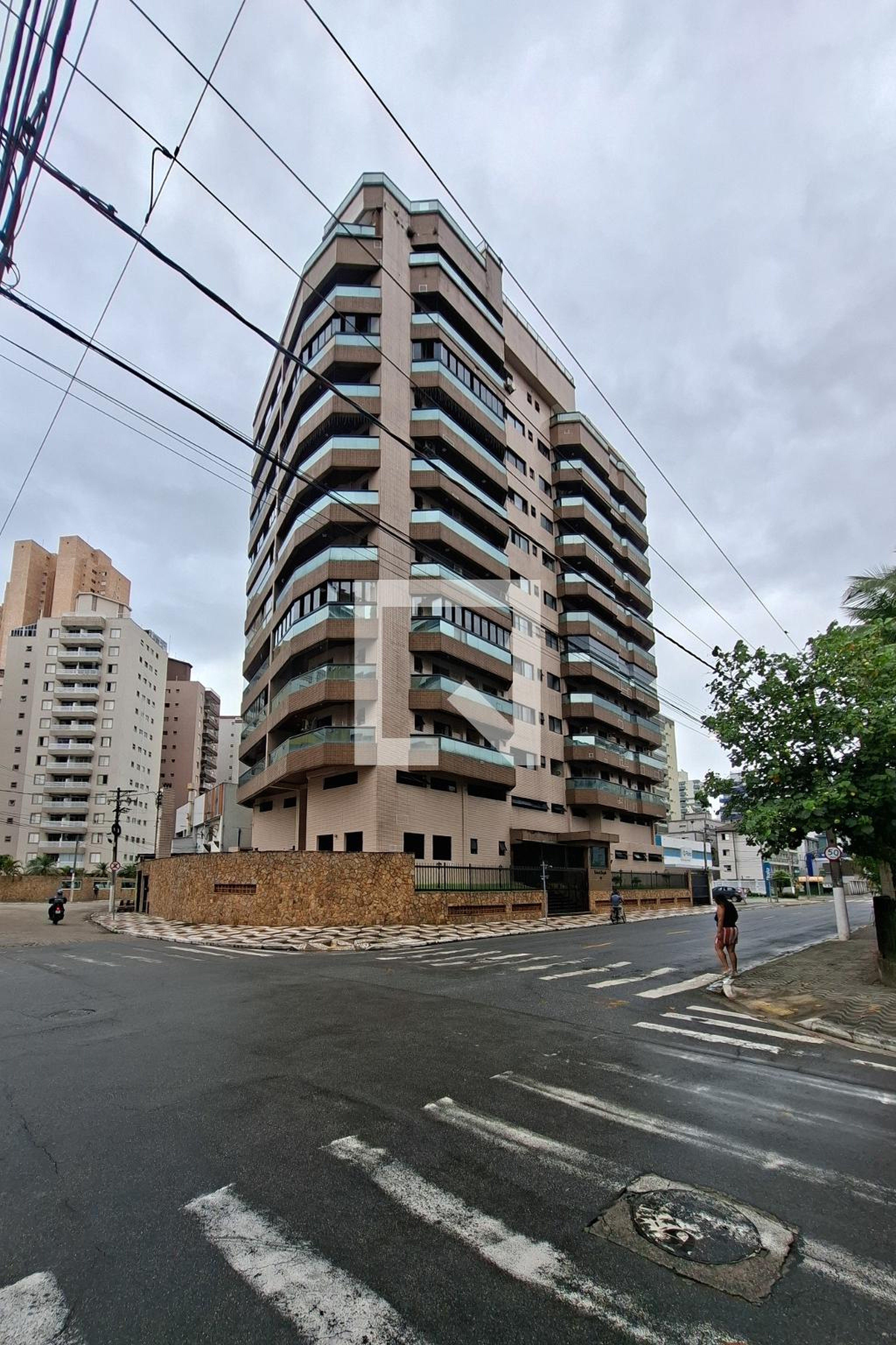 Fachada do Prédio Condomínio Shangrilla