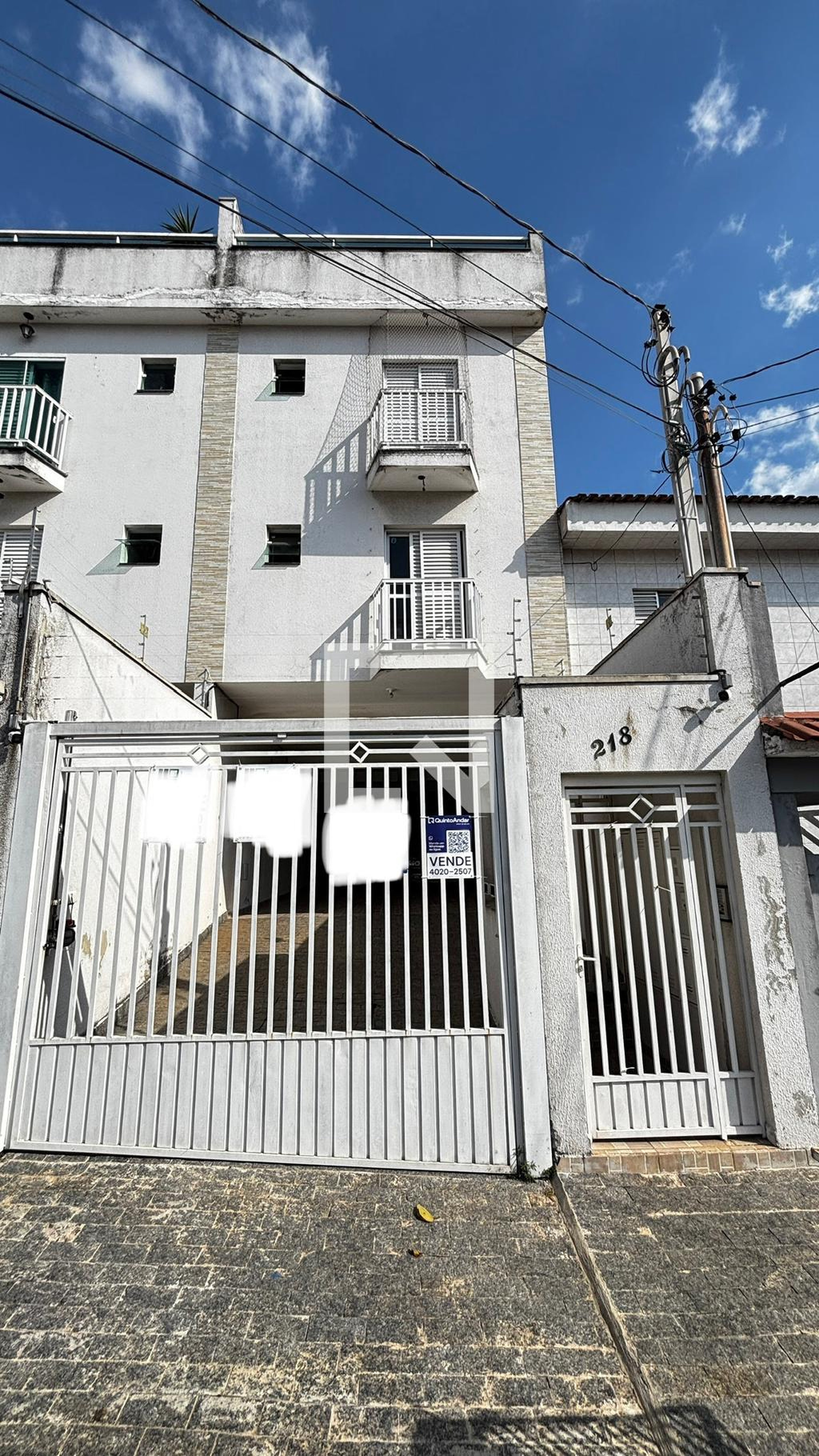 Fachada Condomínio em Rua Tristão de Ataíde, 218