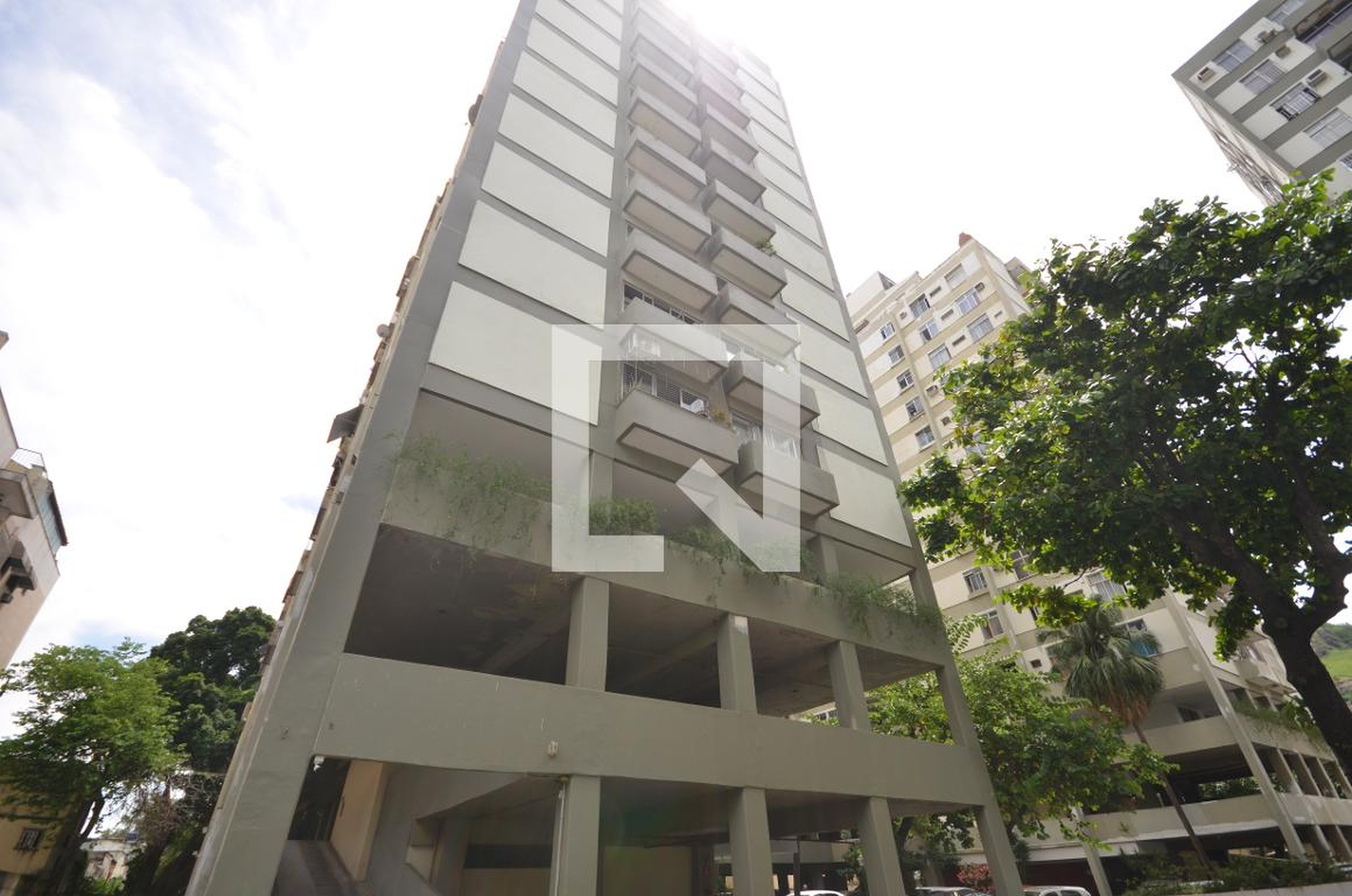 Fachada Condomínio Village das Baronesas