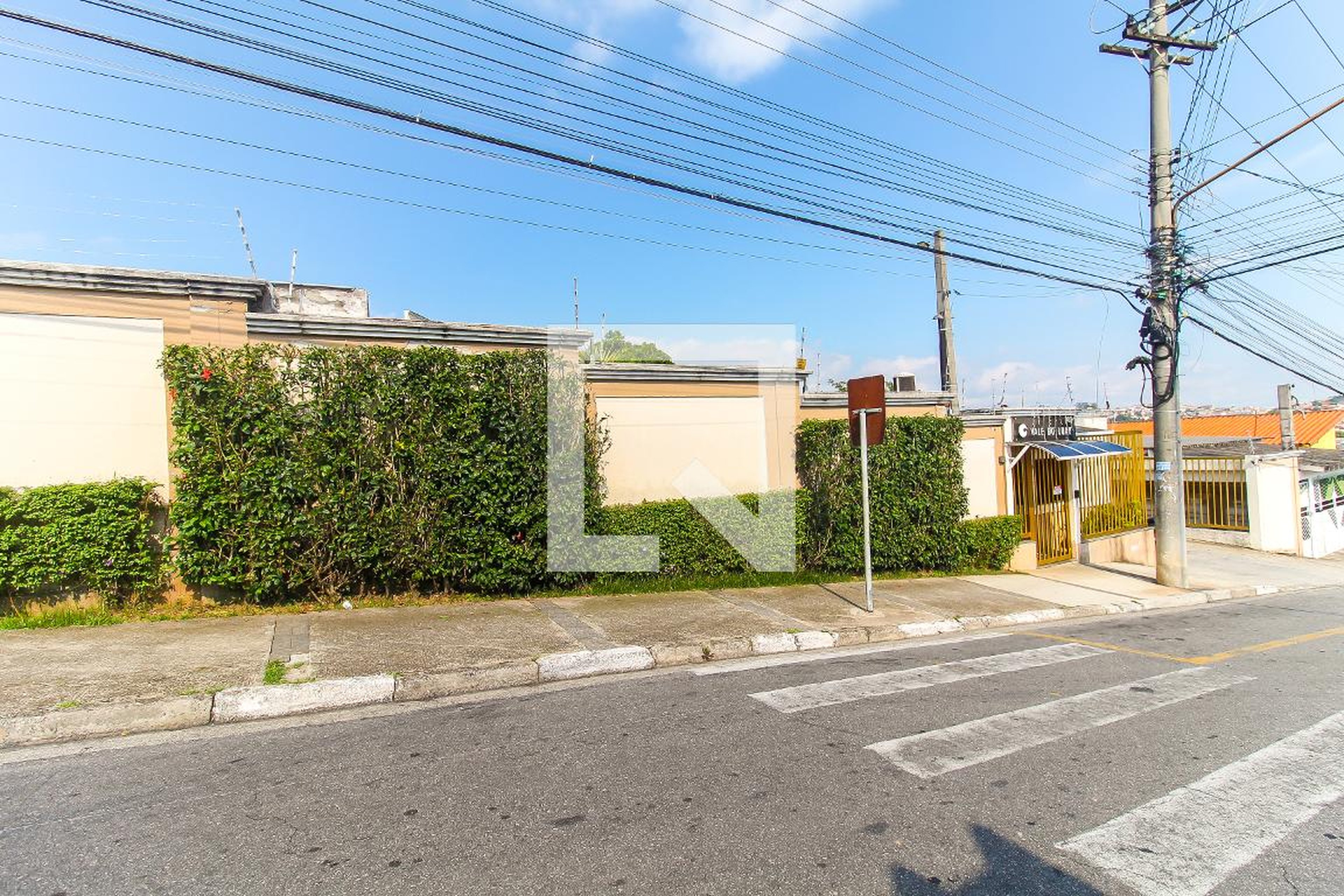 Fachada Condomínio Vale do Luar