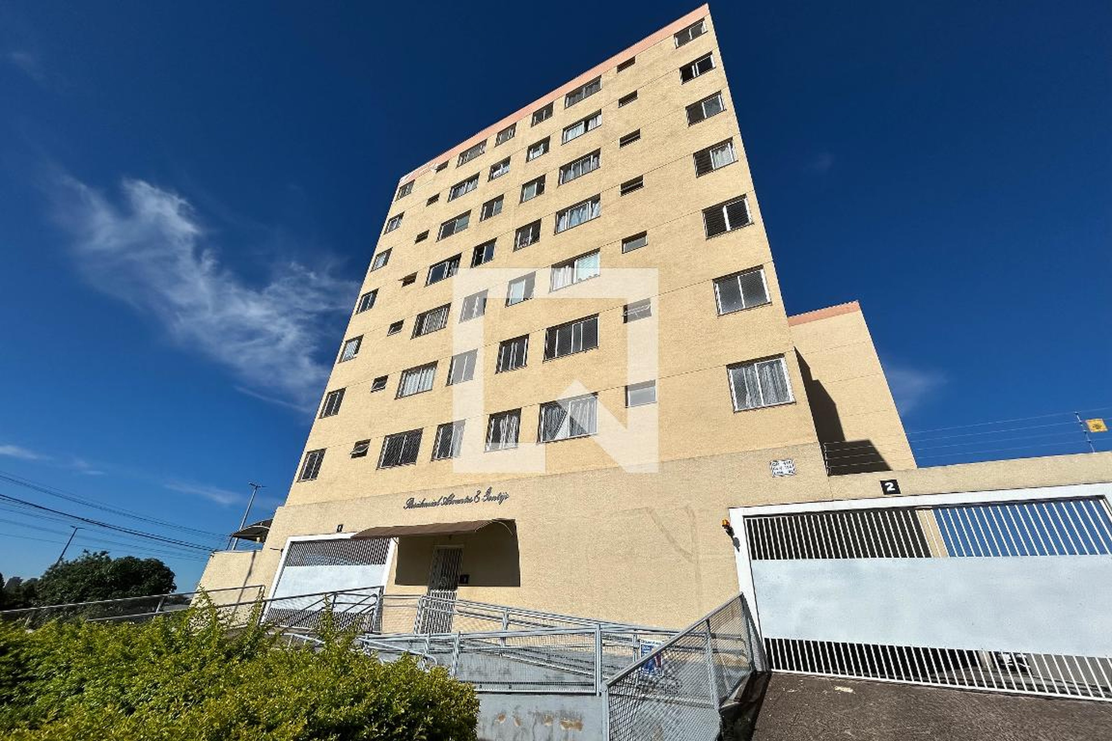 Fachada Condomínio em SAMAMBAIA NORTE RESID SANTA EDWIGES I QR 410 CJ 15A LT 1/2, s/n