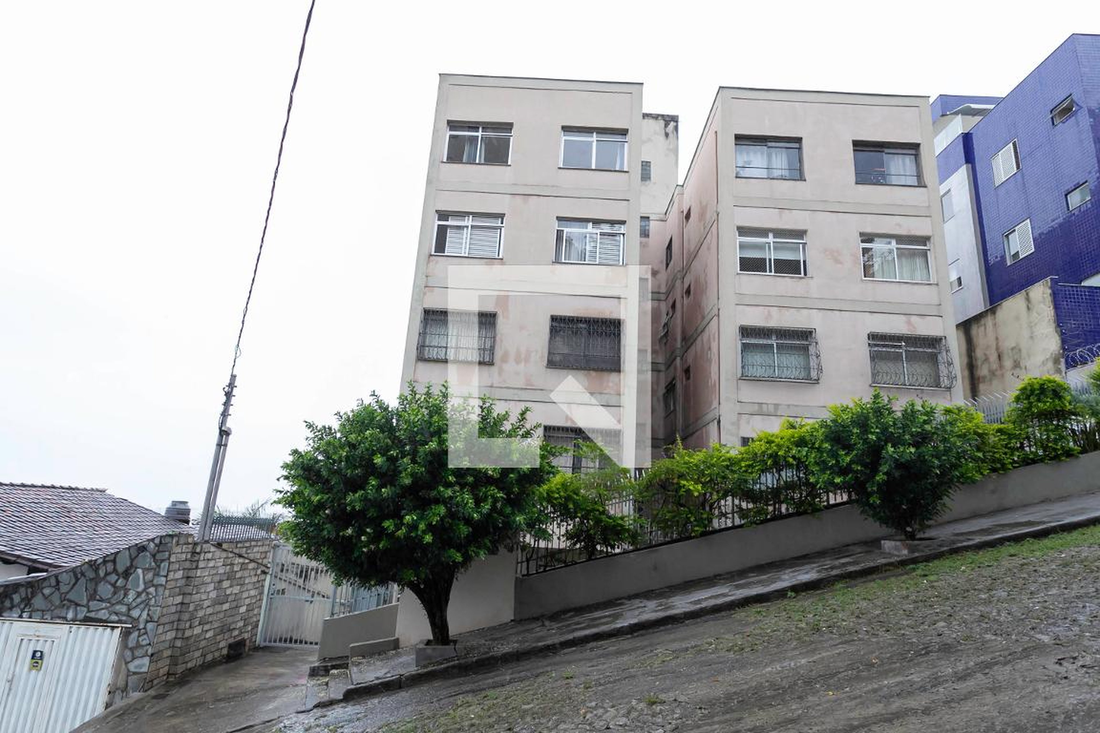 Fachada Edifício Serra da Moeda