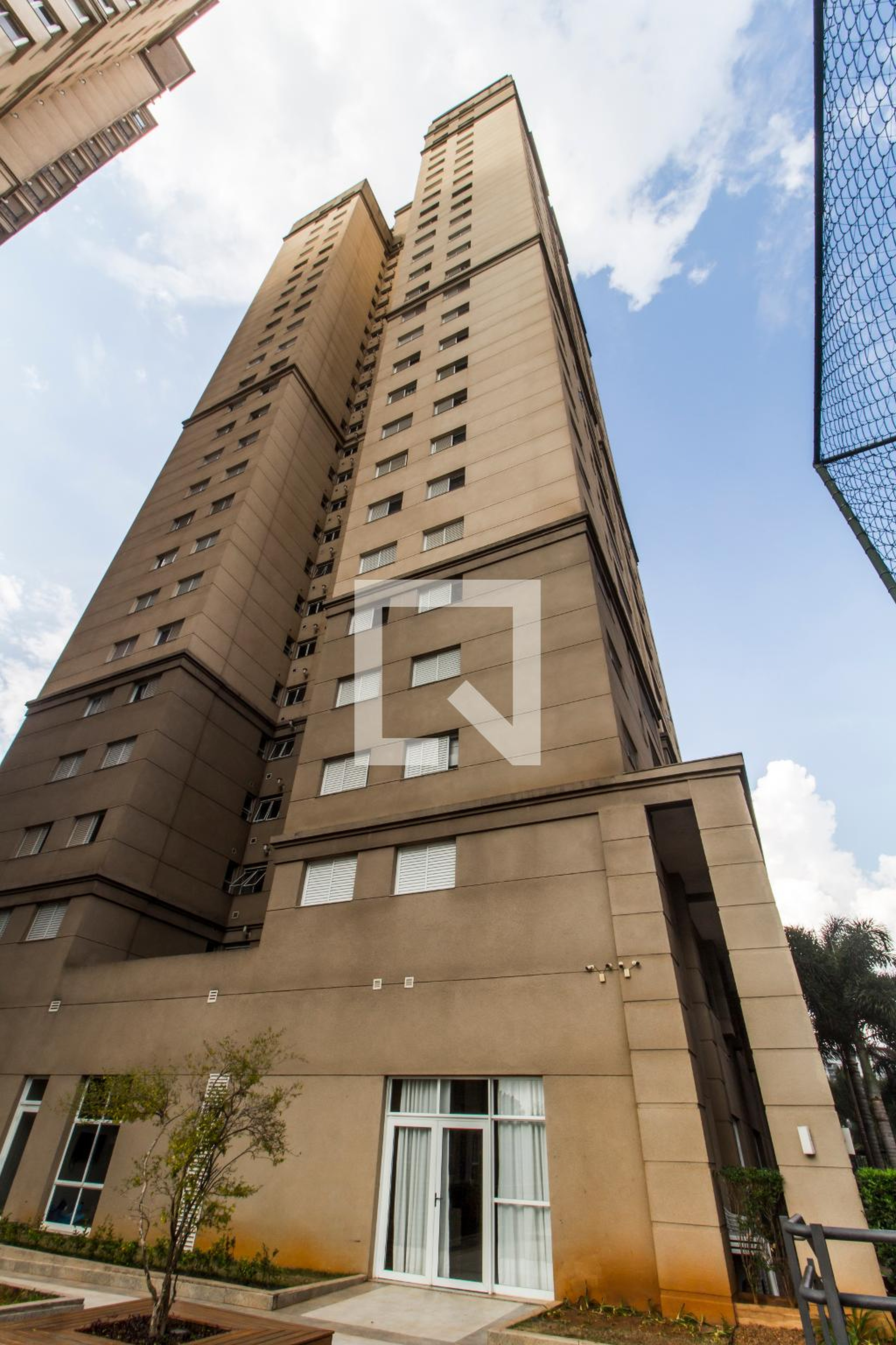 Fachada Condomínio Alpha Park