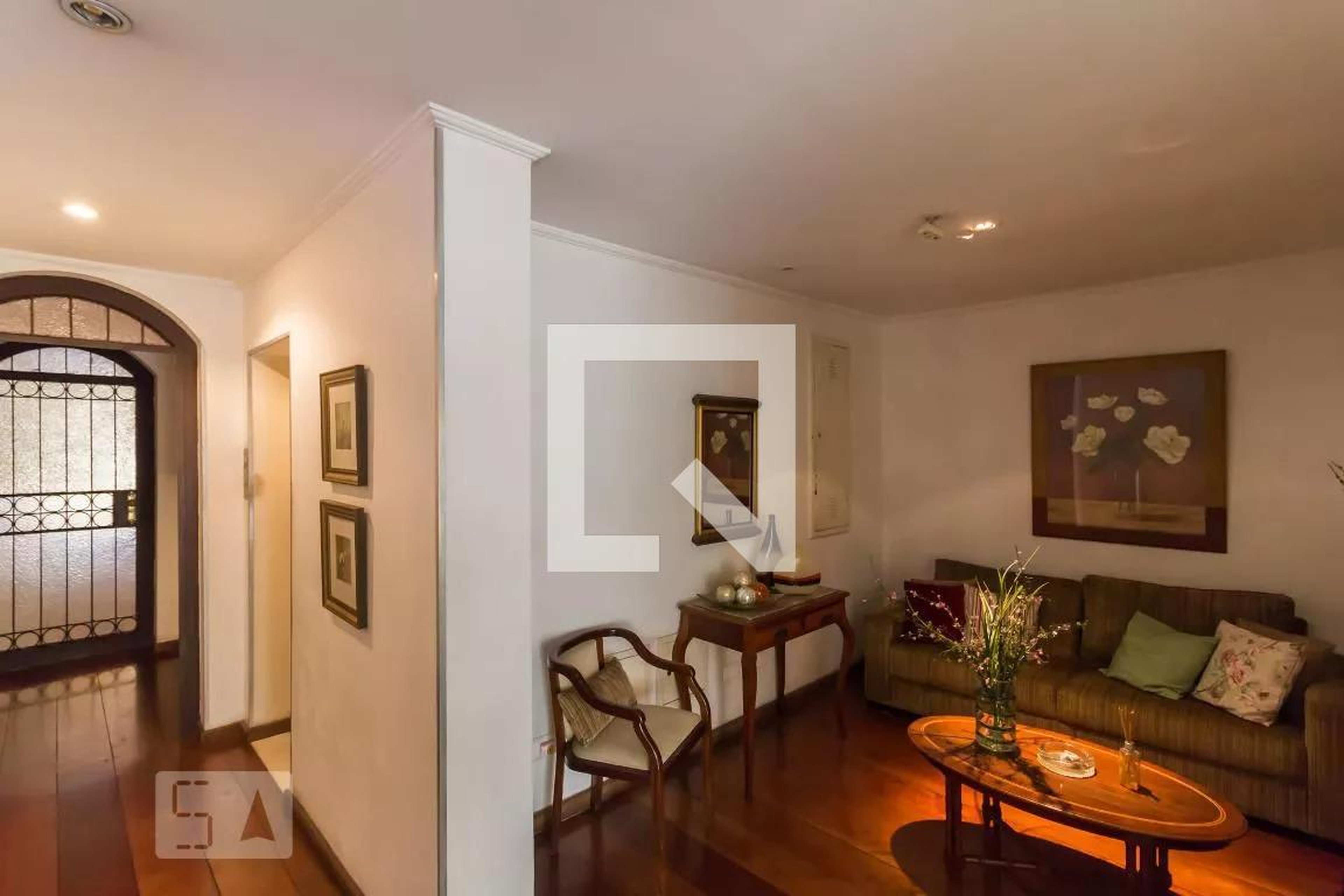 Hall social - Maison Tour DArgent