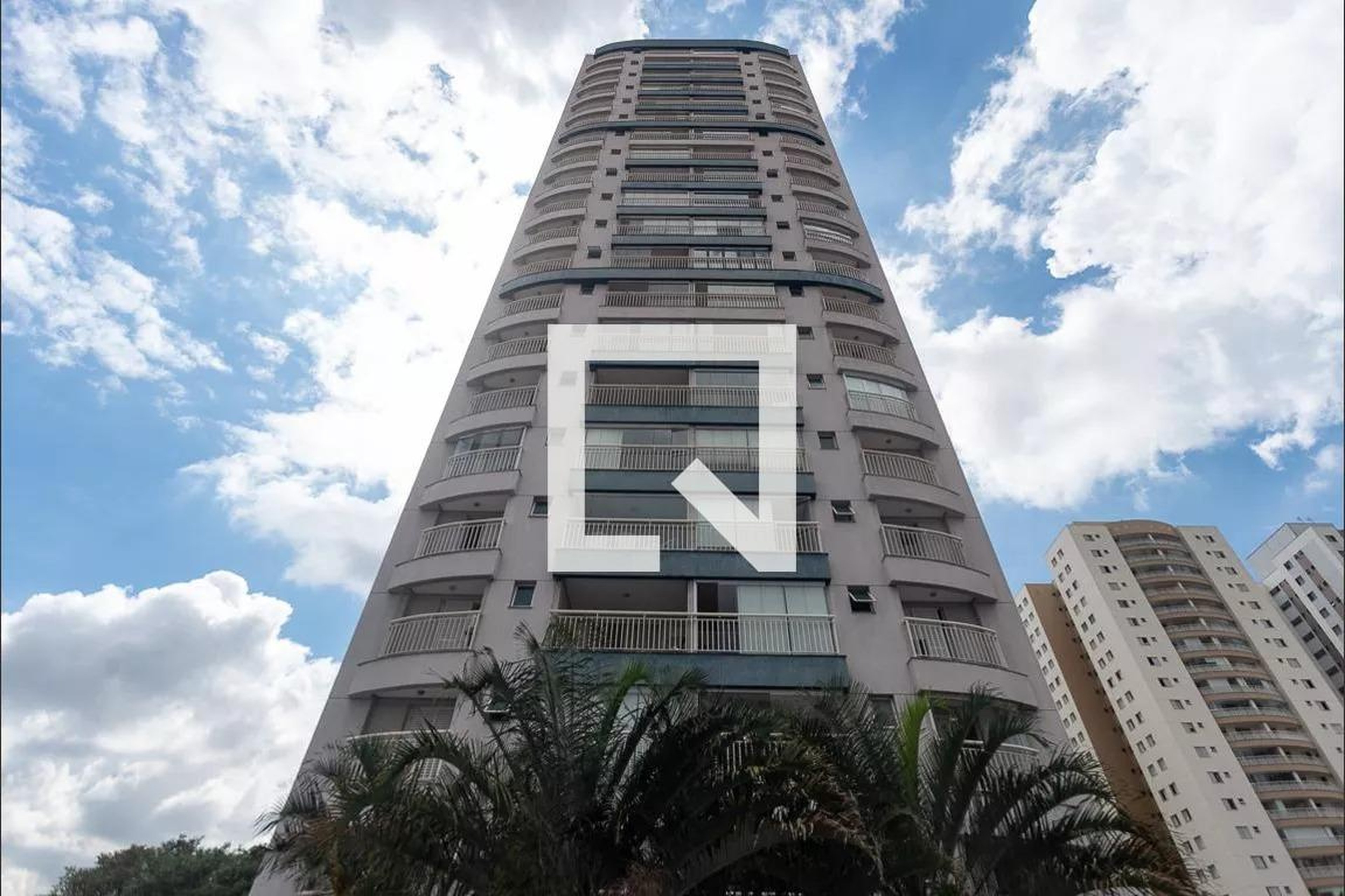 Fachada Condomínio Platinum Alto da Lapa