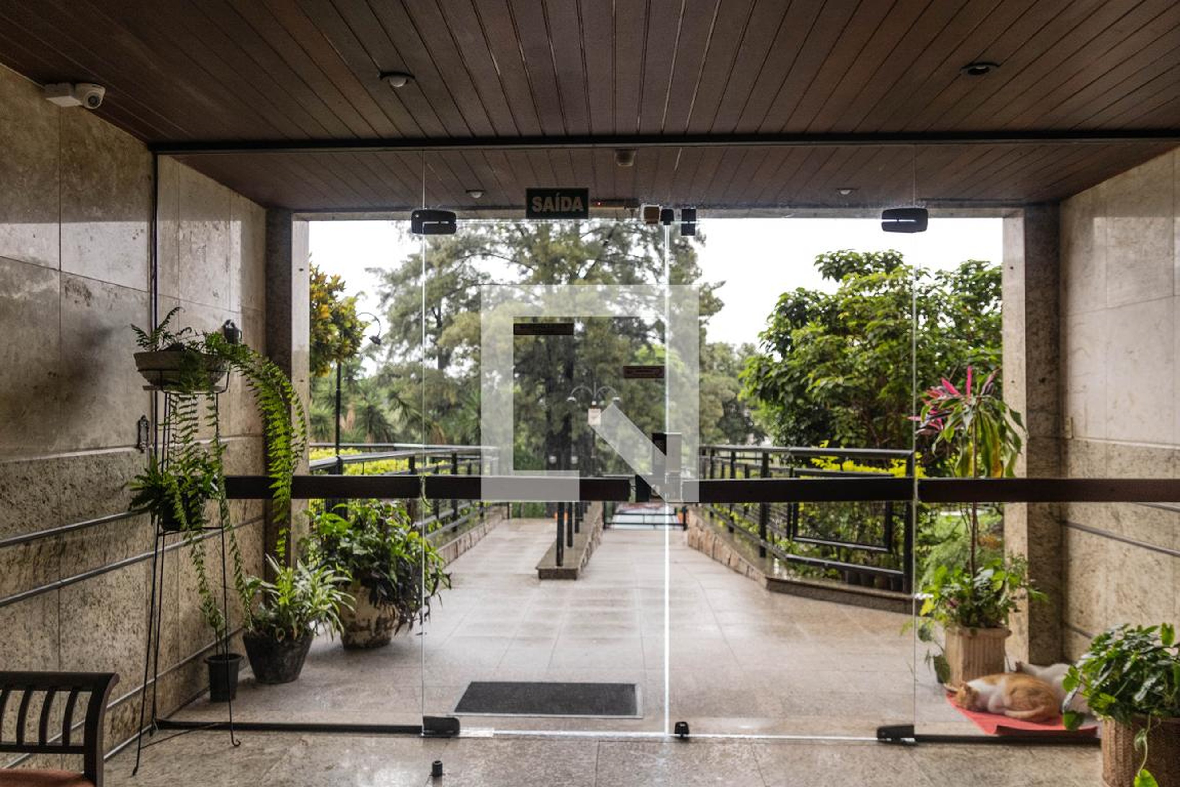 Hall de entrada Condomínio em Avenida Costa do Marfim, 281