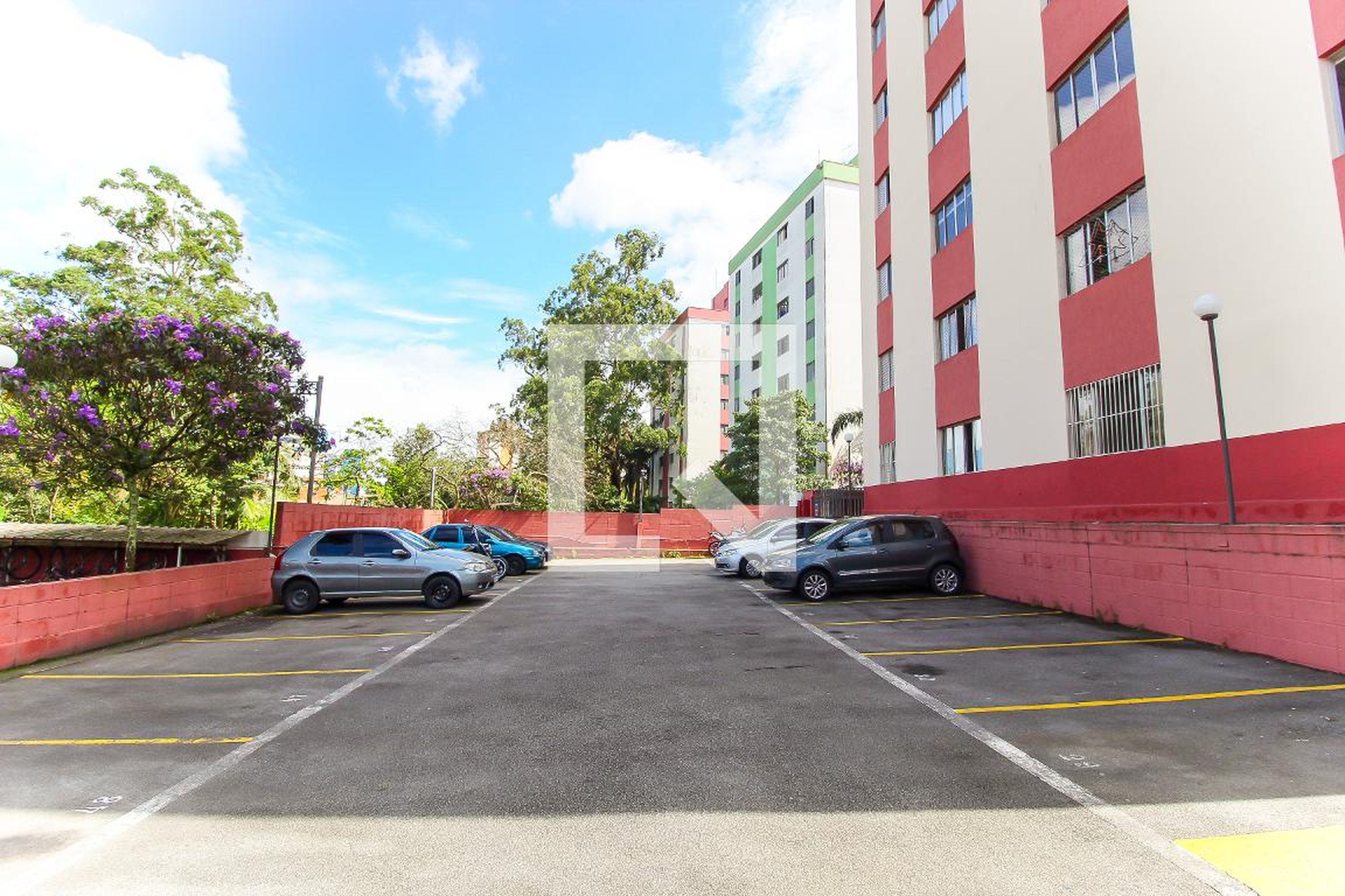 Estacionamento - Conjunto Residencial Salvador Astone