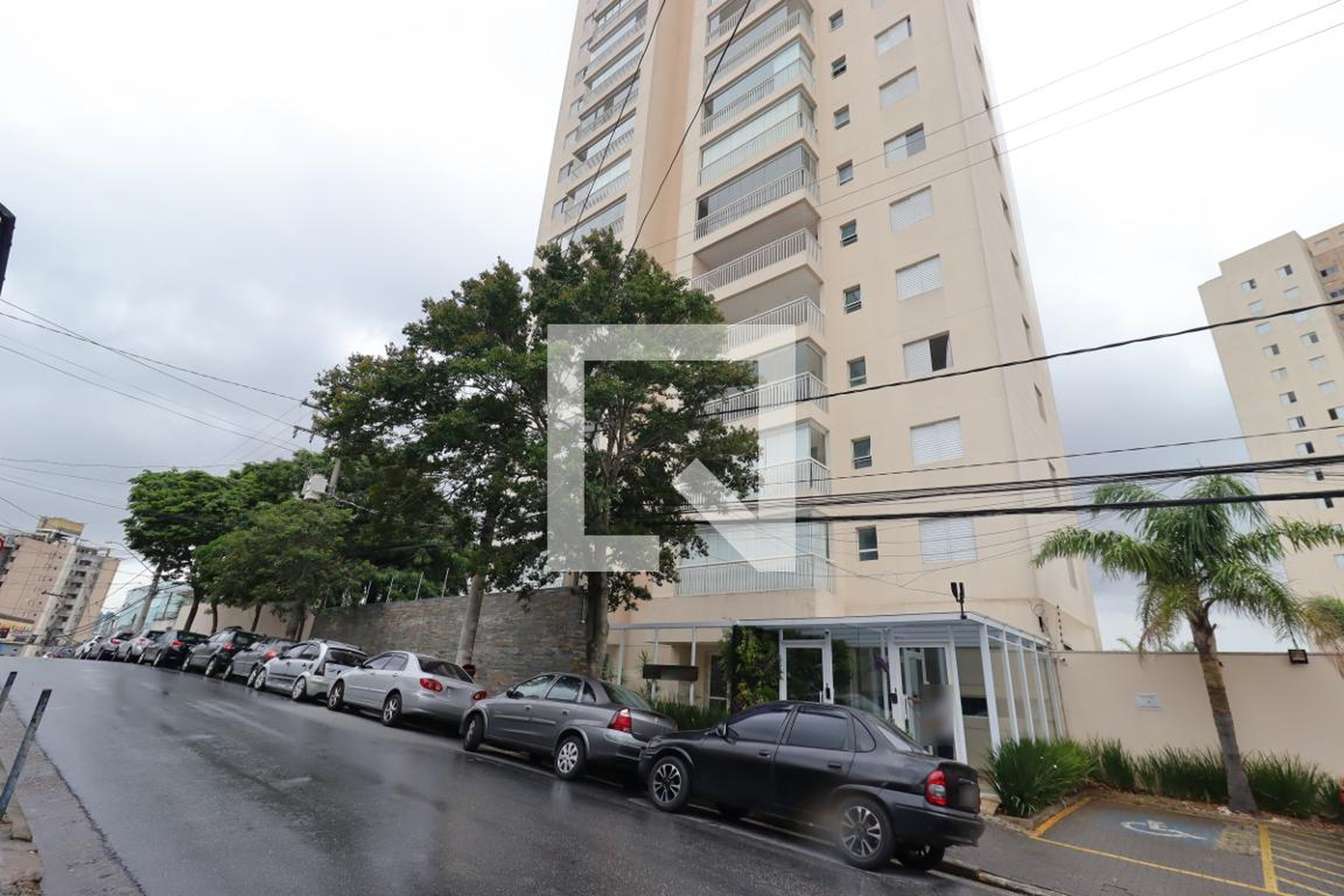 Fachada Condomínio Praça Jardim