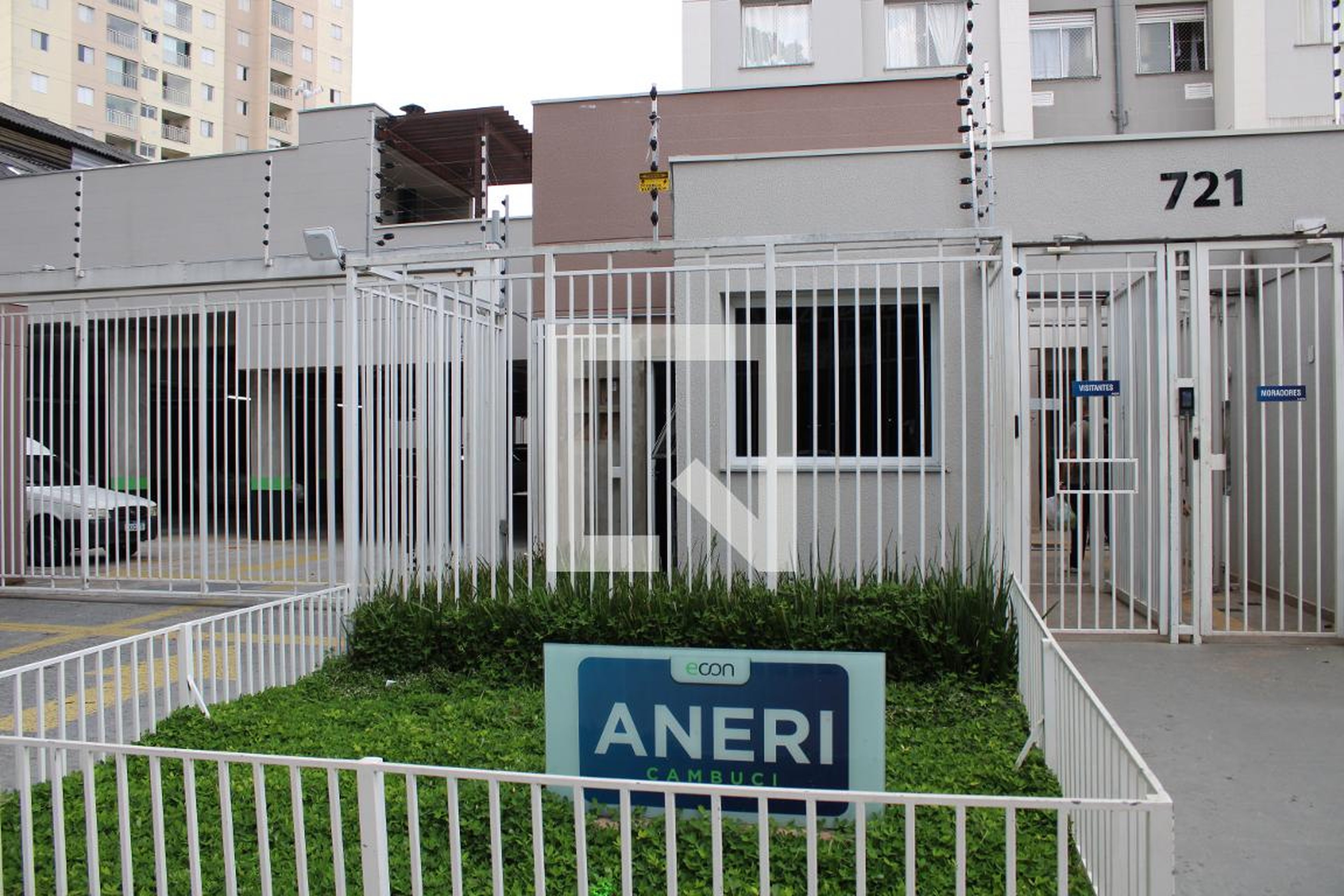 Fachada Condomínio Aneri Cambuci